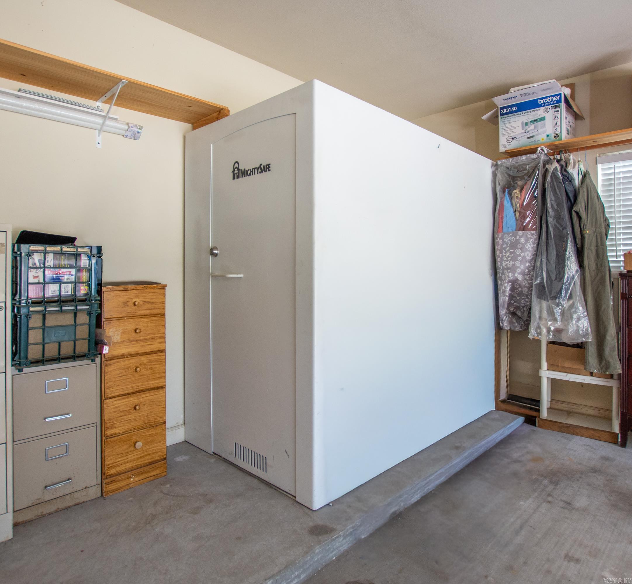 MAPLE CREEK FARMS - Residential