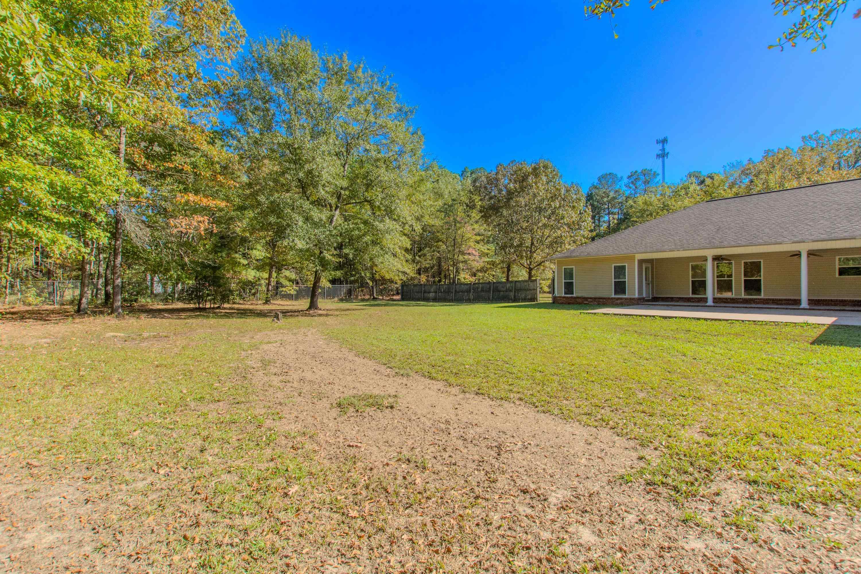 MAPLE CREEK FARMS - Residential
