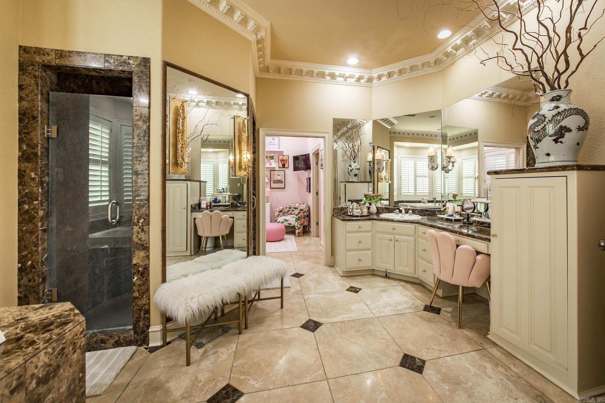 GREYSTONE - Residential