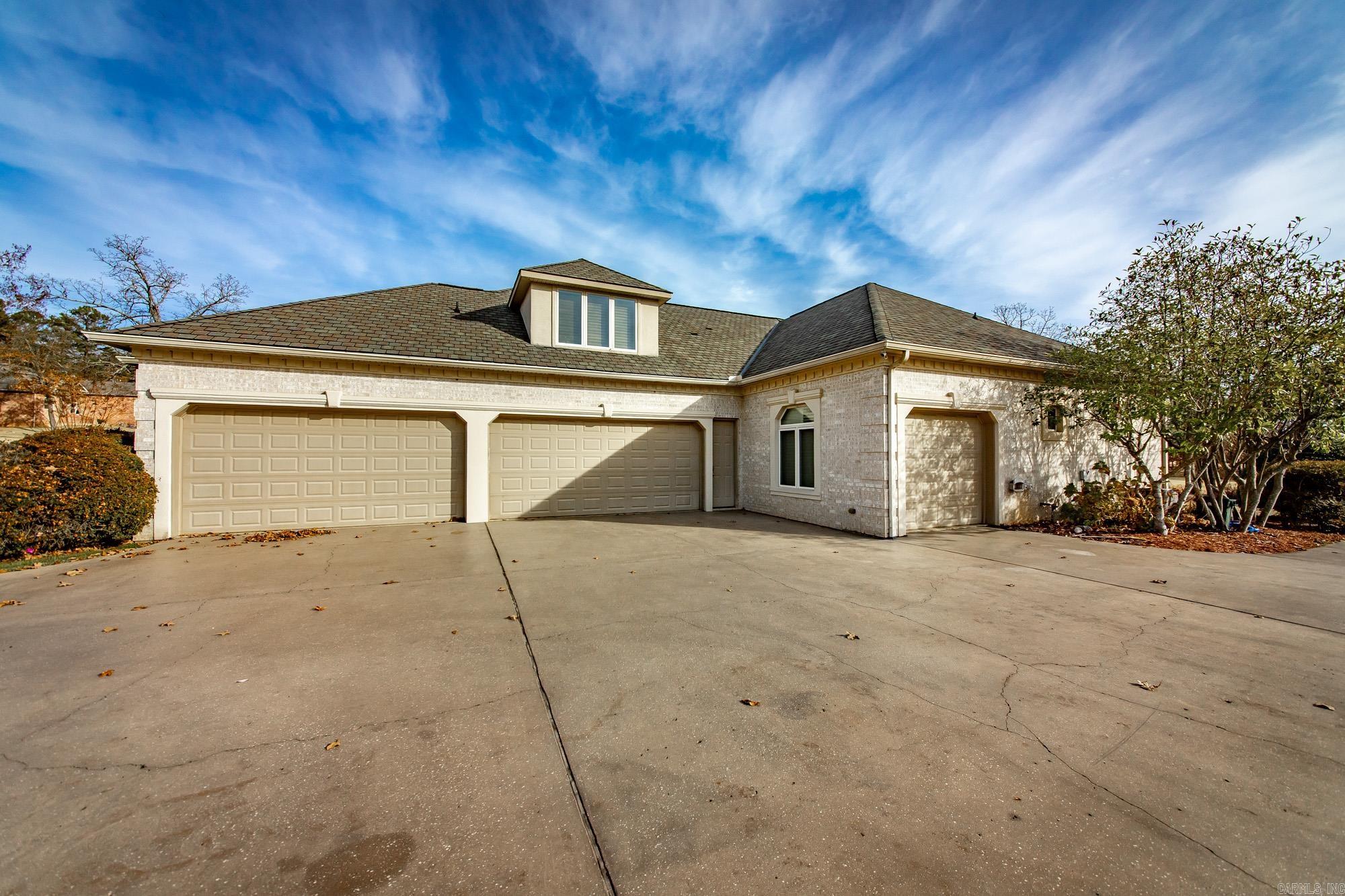 GREYSTONE - Residential