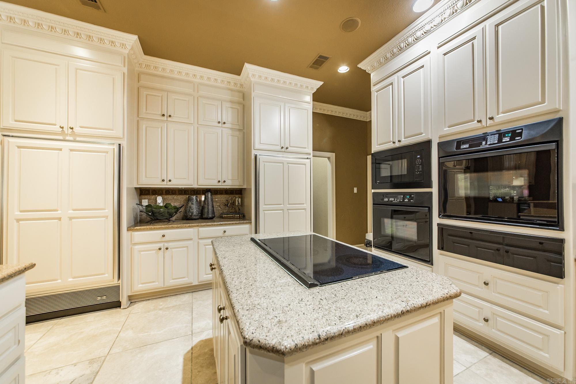 GREYSTONE - Residential