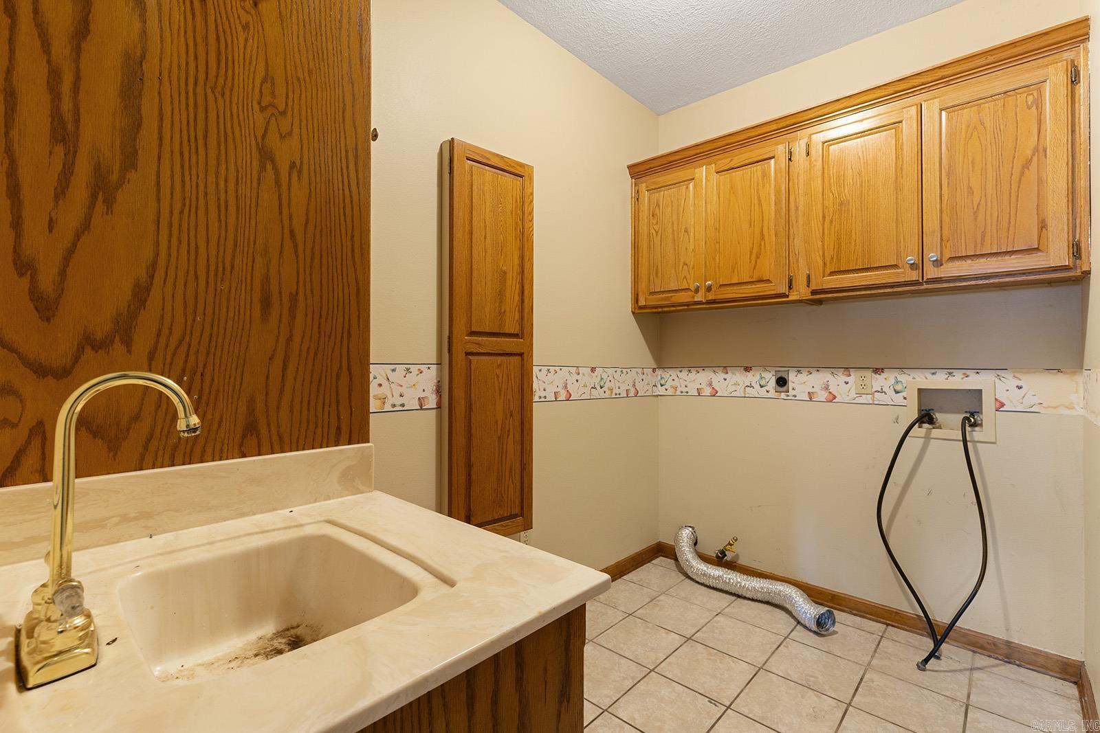 EDGEWATER ADDN - Residential