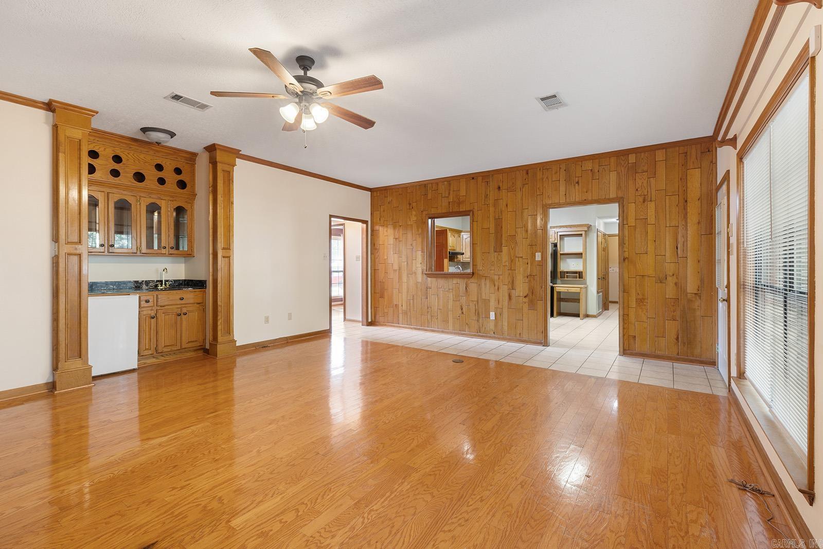 EDGEWATER ADDN - Residential