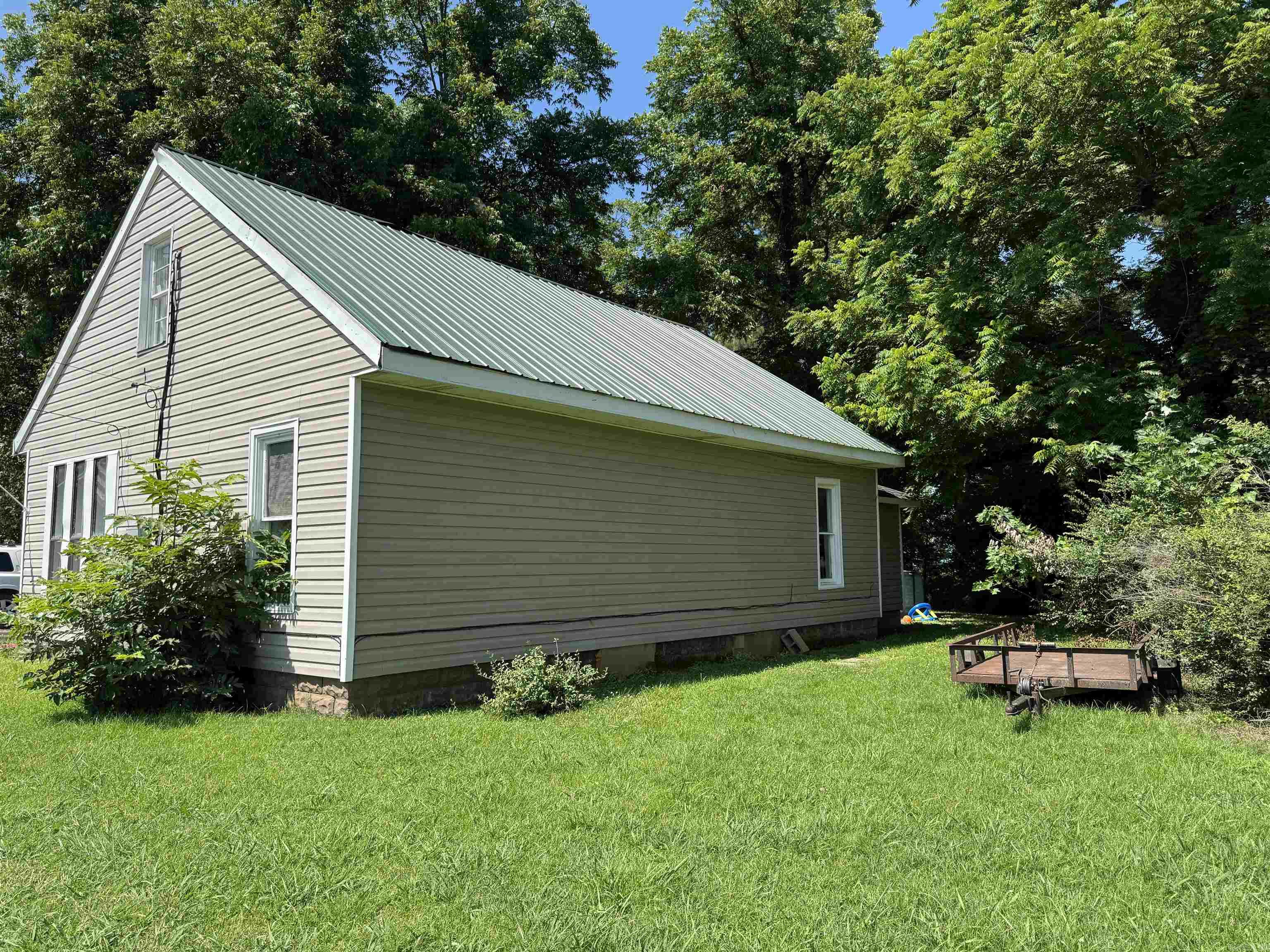 M&B PIGGOTT 2-20-8 - Residential