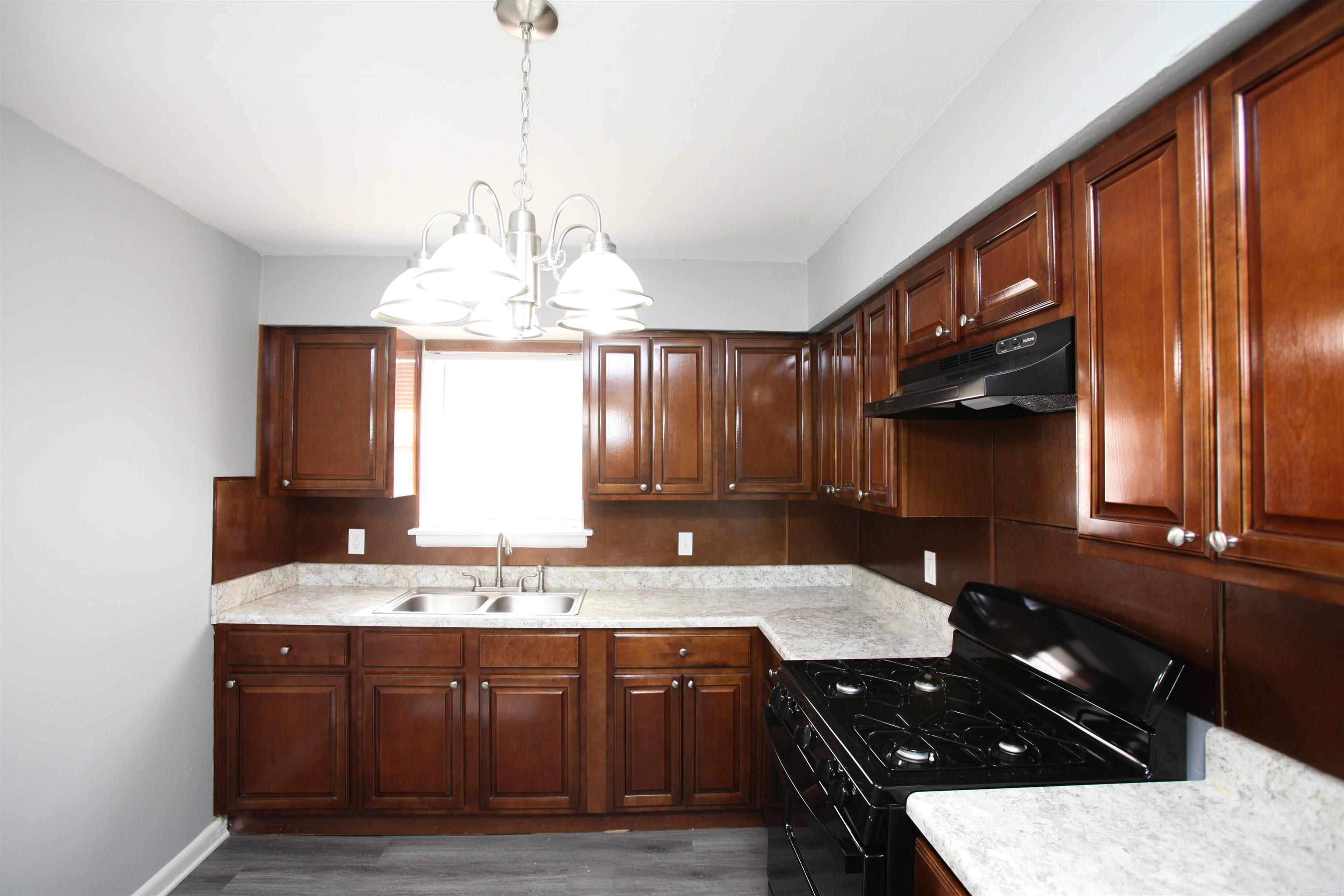 Riffel & Holder - Residential Lease