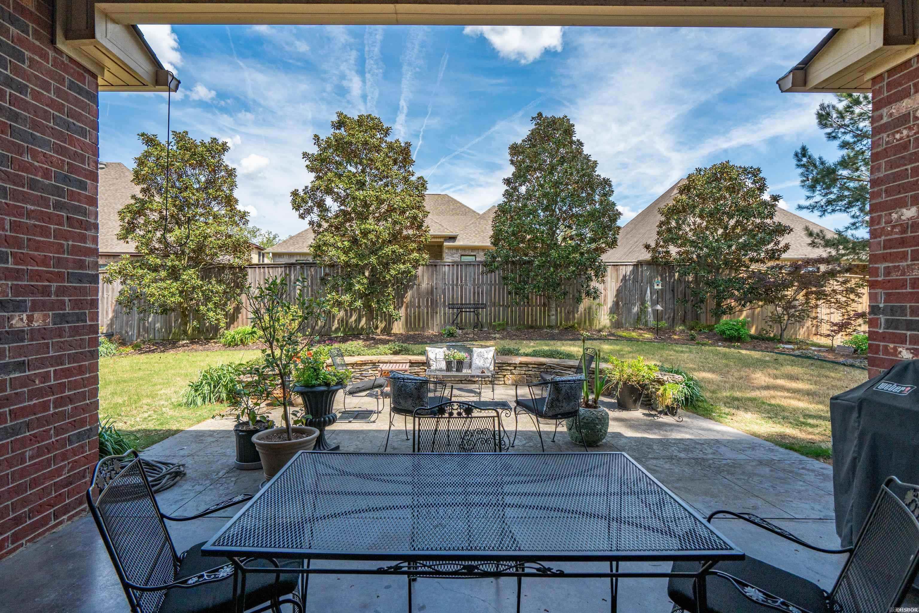 ARLINGTON PARK - Residential