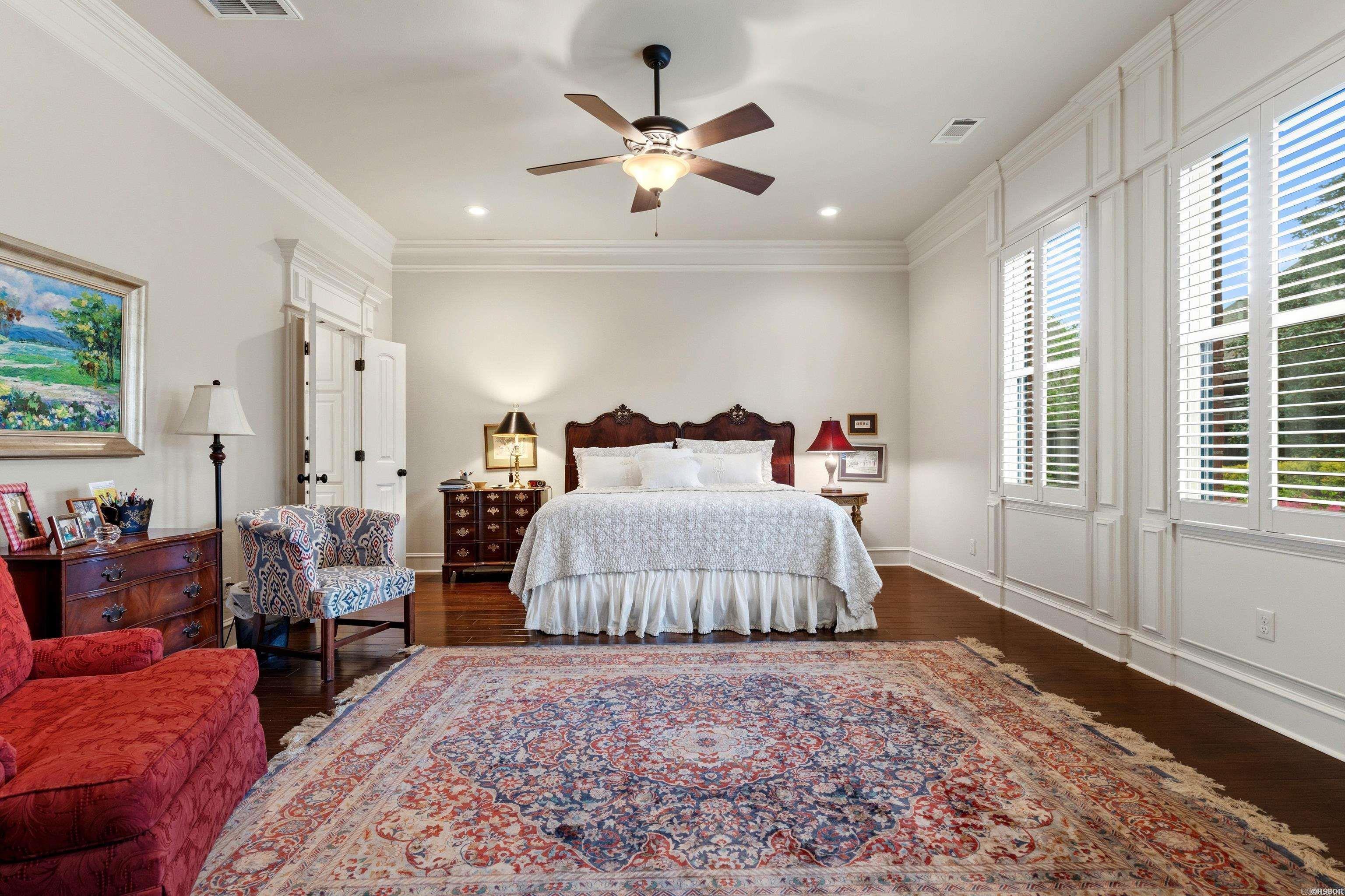 ARLINGTON PARK - Residential