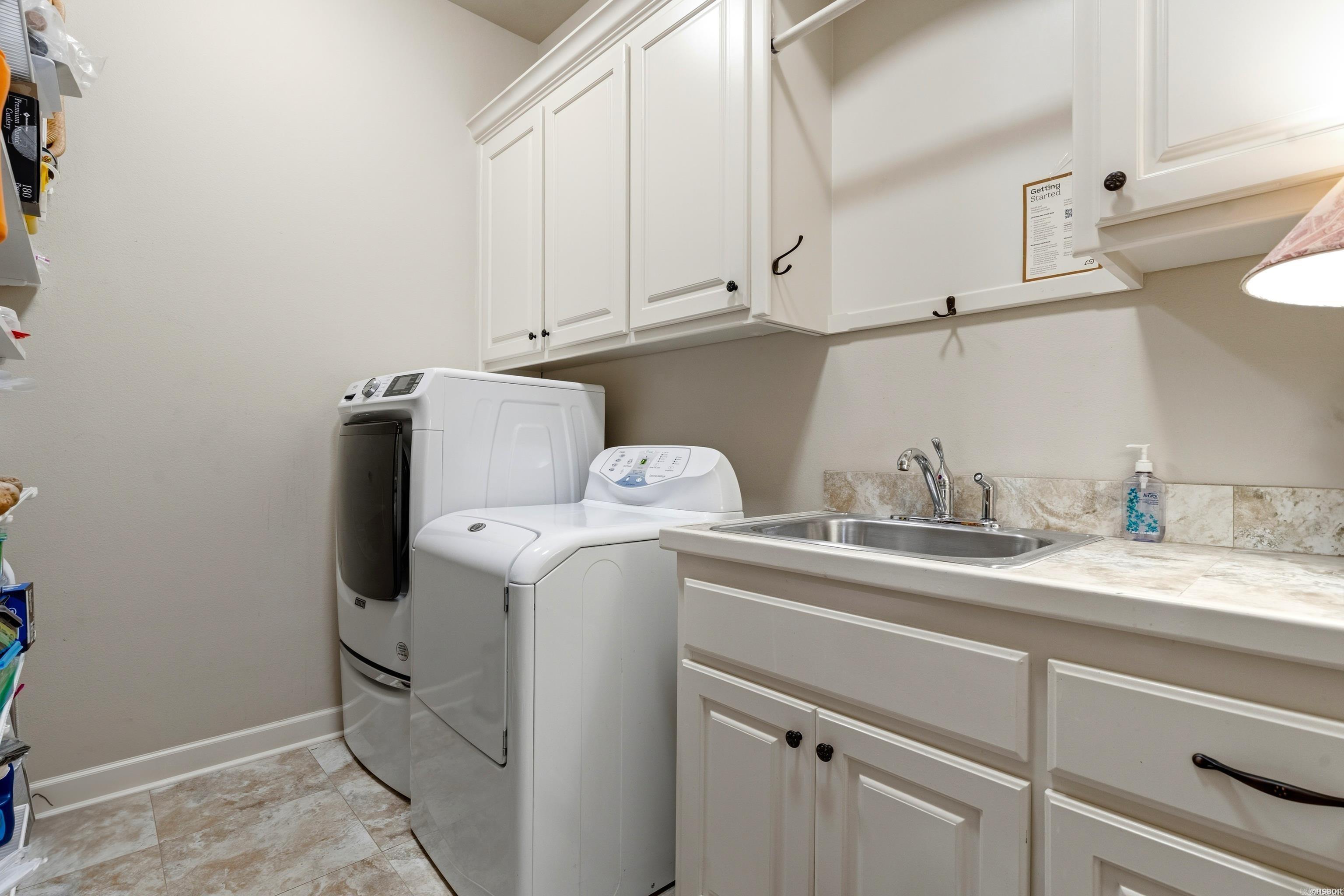 ARLINGTON PARK - Residential