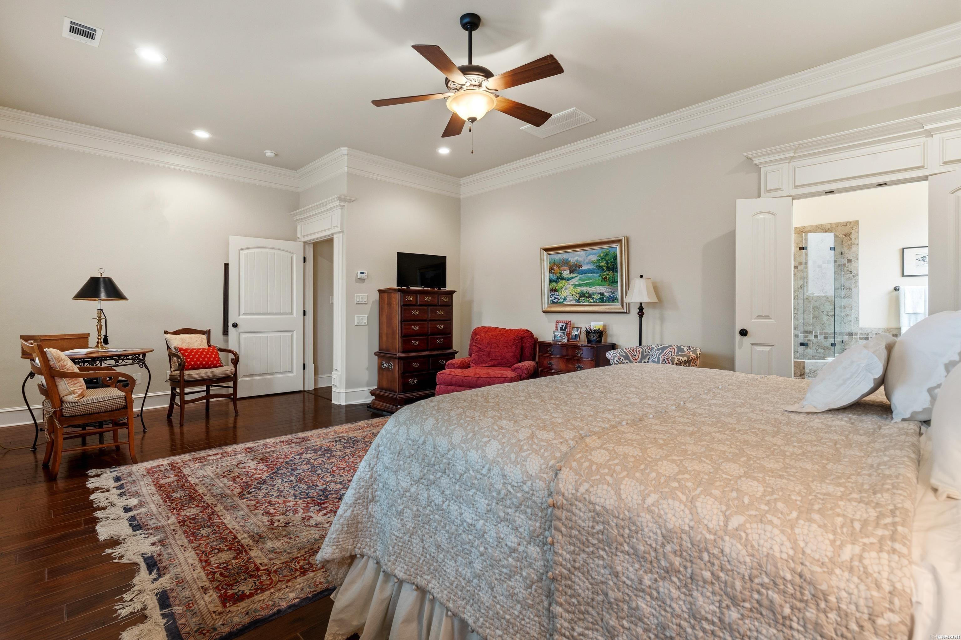 ARLINGTON PARK - Residential