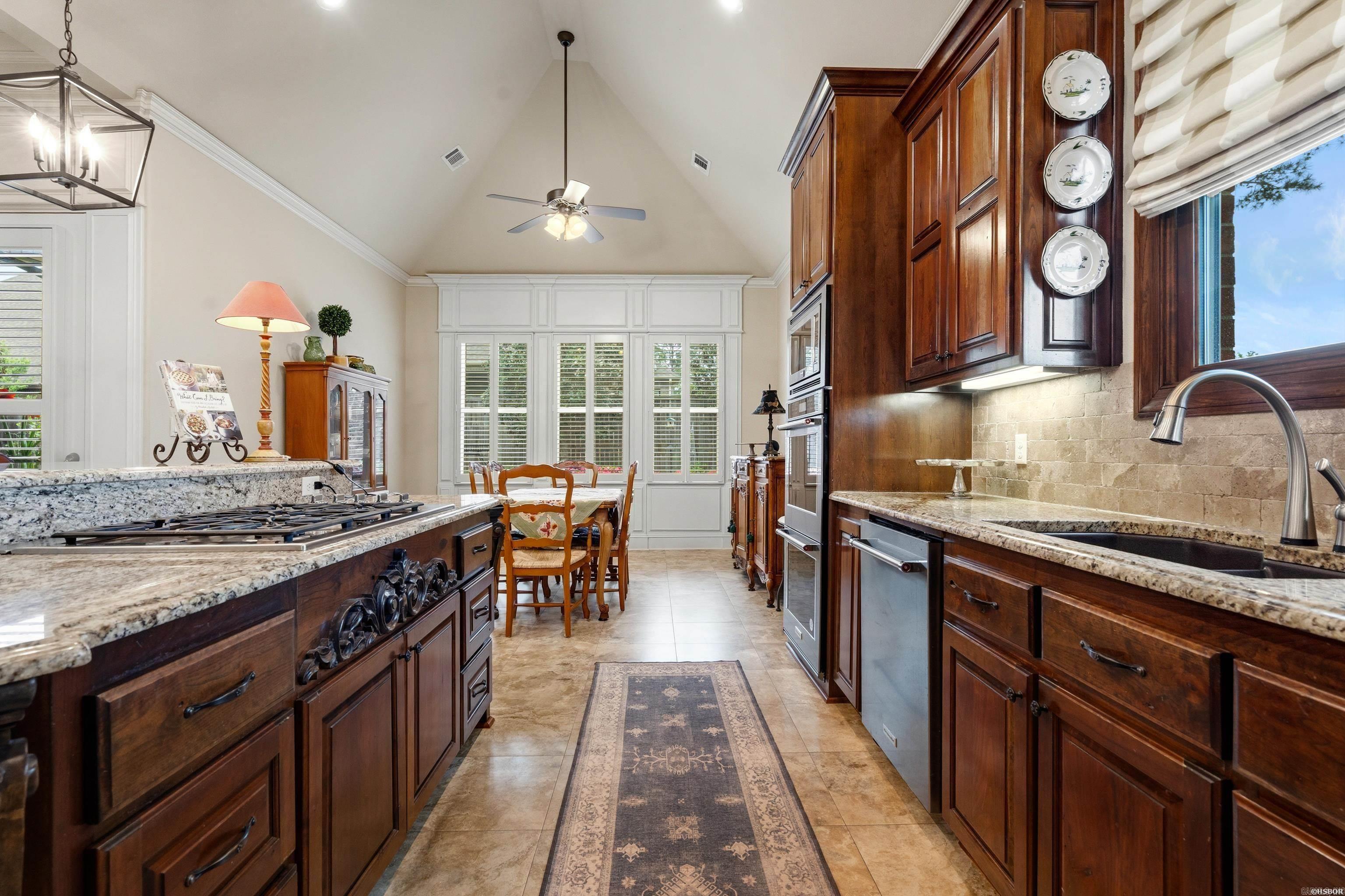 ARLINGTON PARK - Residential