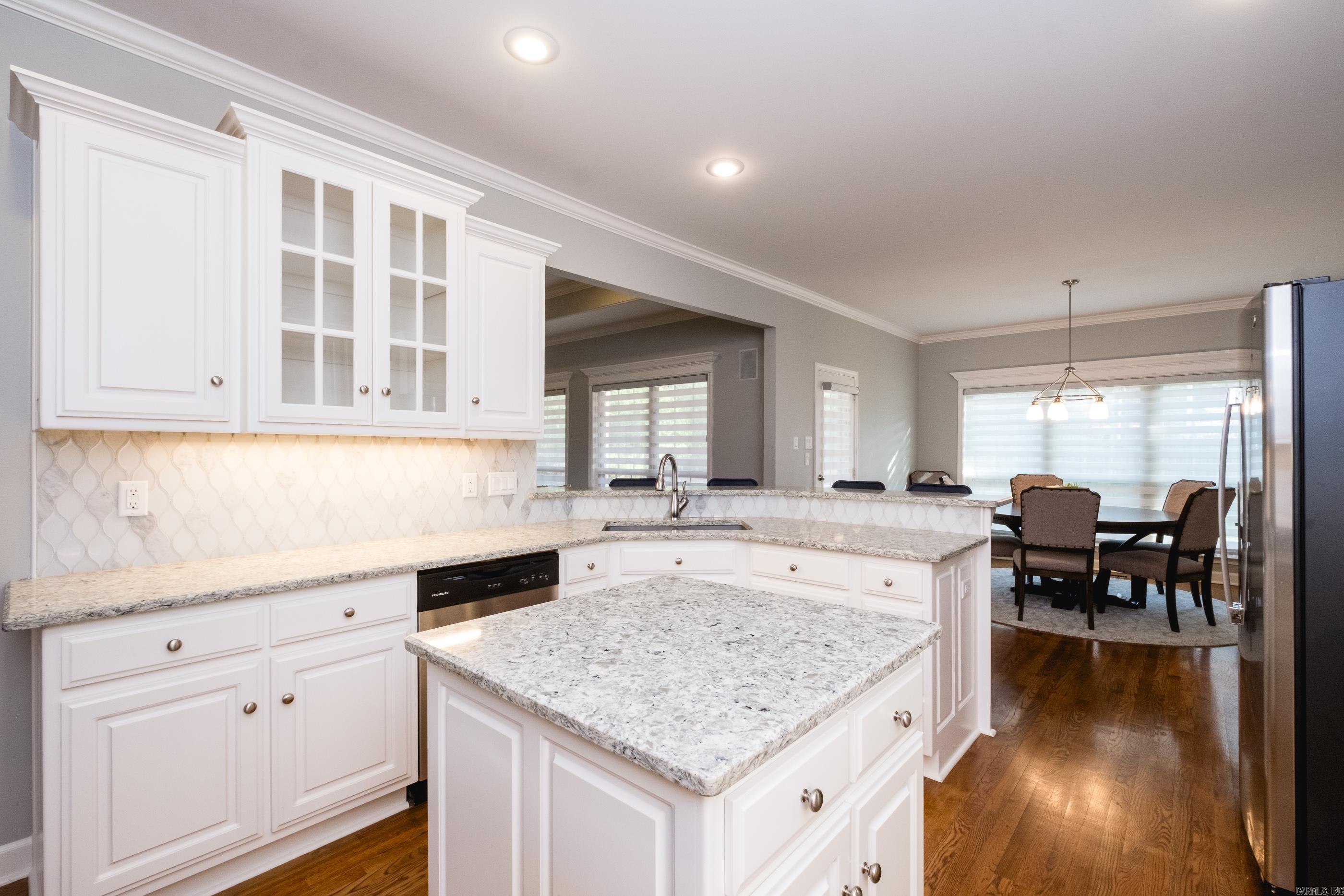 CHENAL VALLEY MARGEUAX - Residential