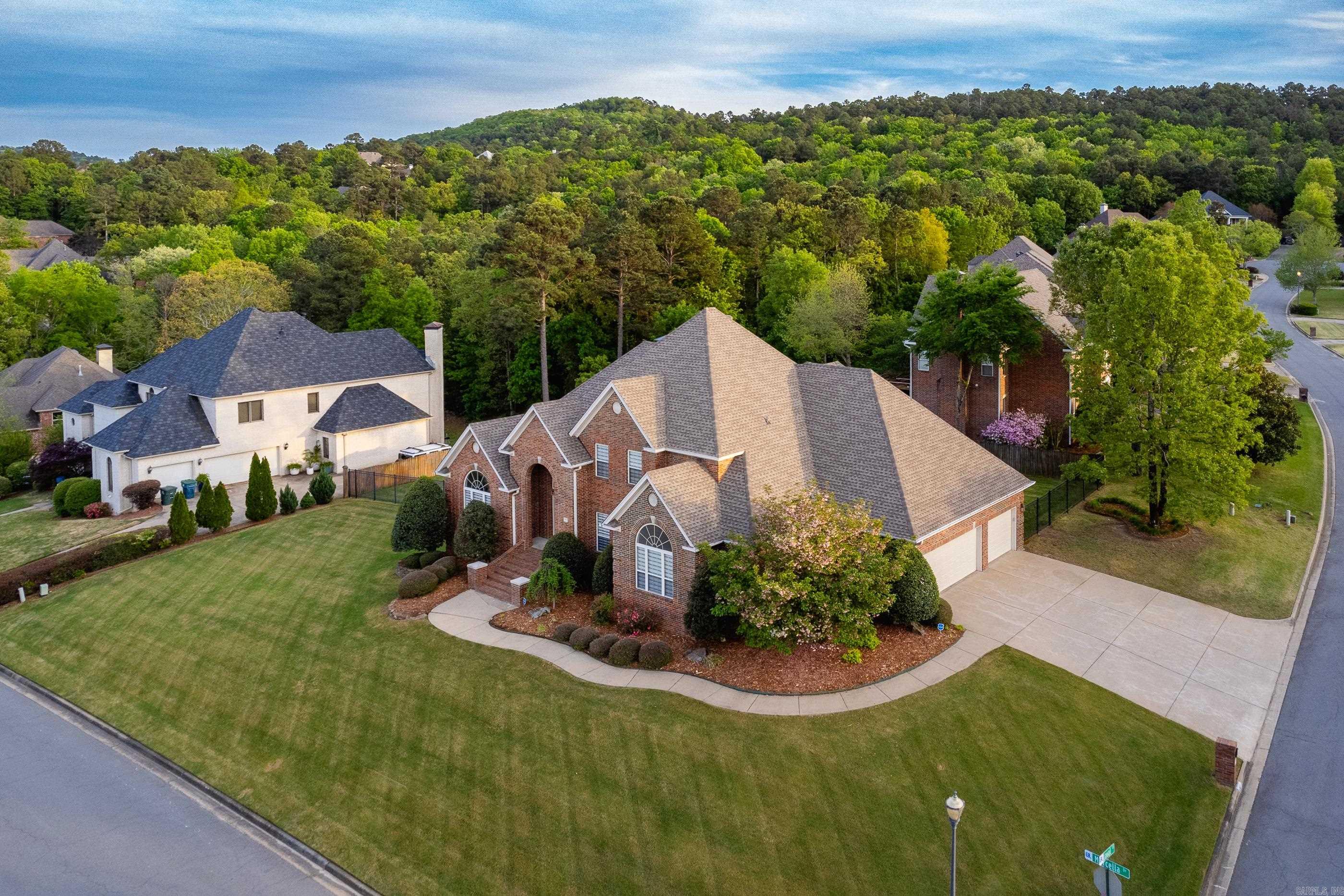 CHENAL VALLEY MARGEUAX - Residential