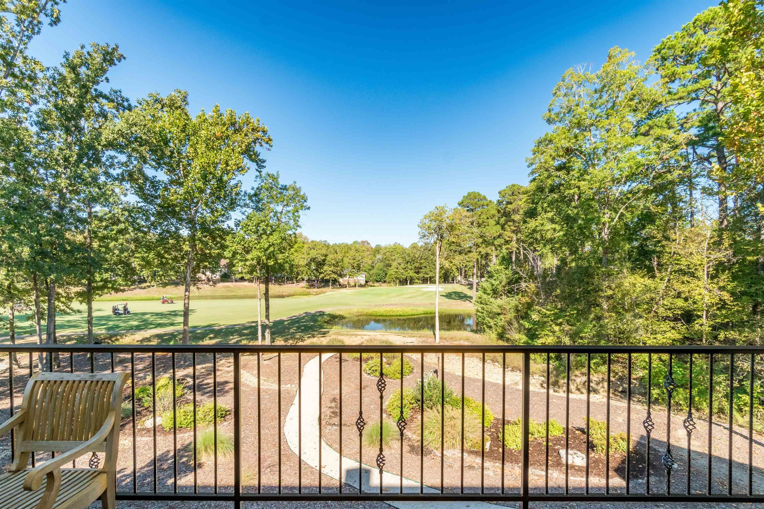 ISABELLA - Residential