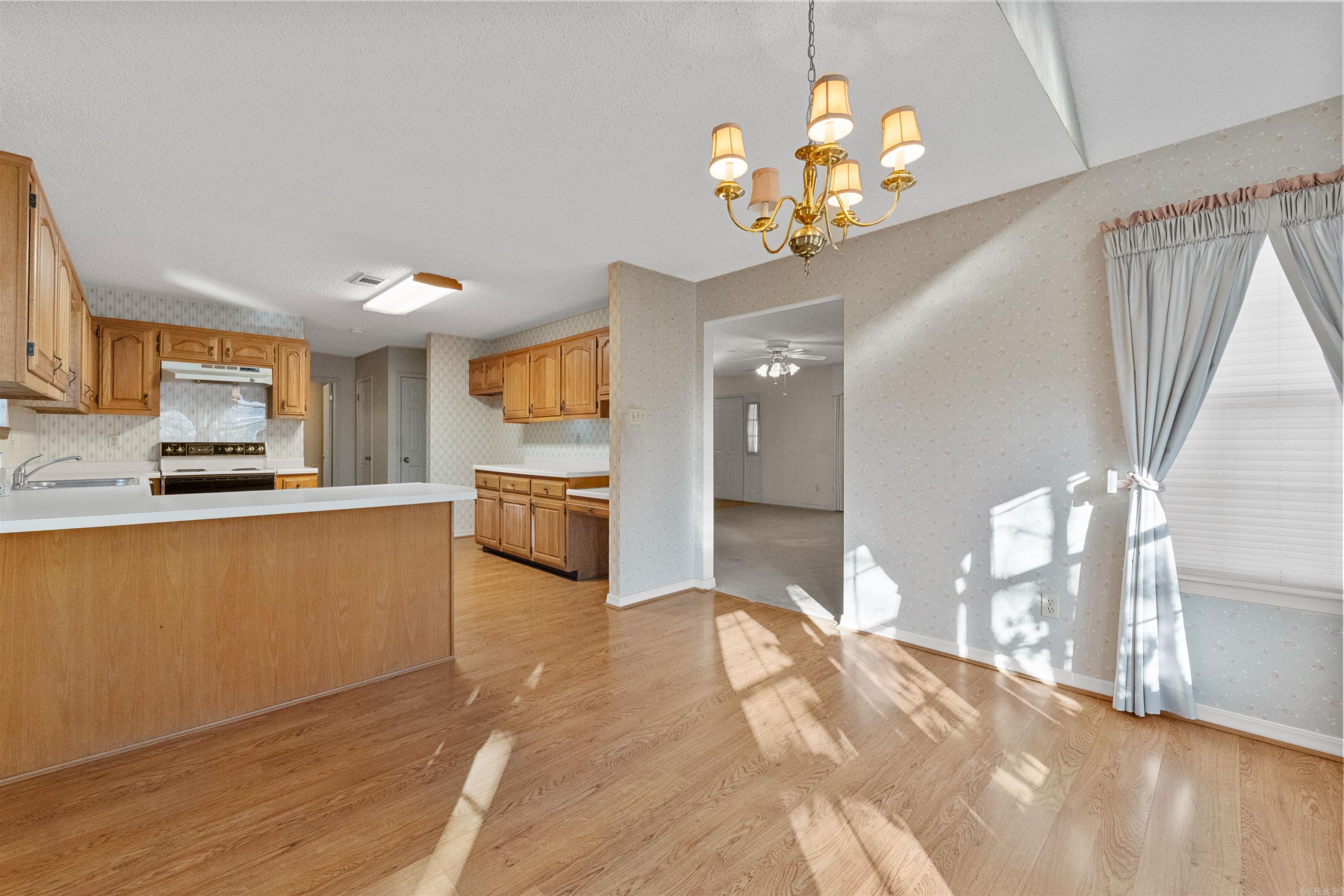 WESTLAKE - Residential