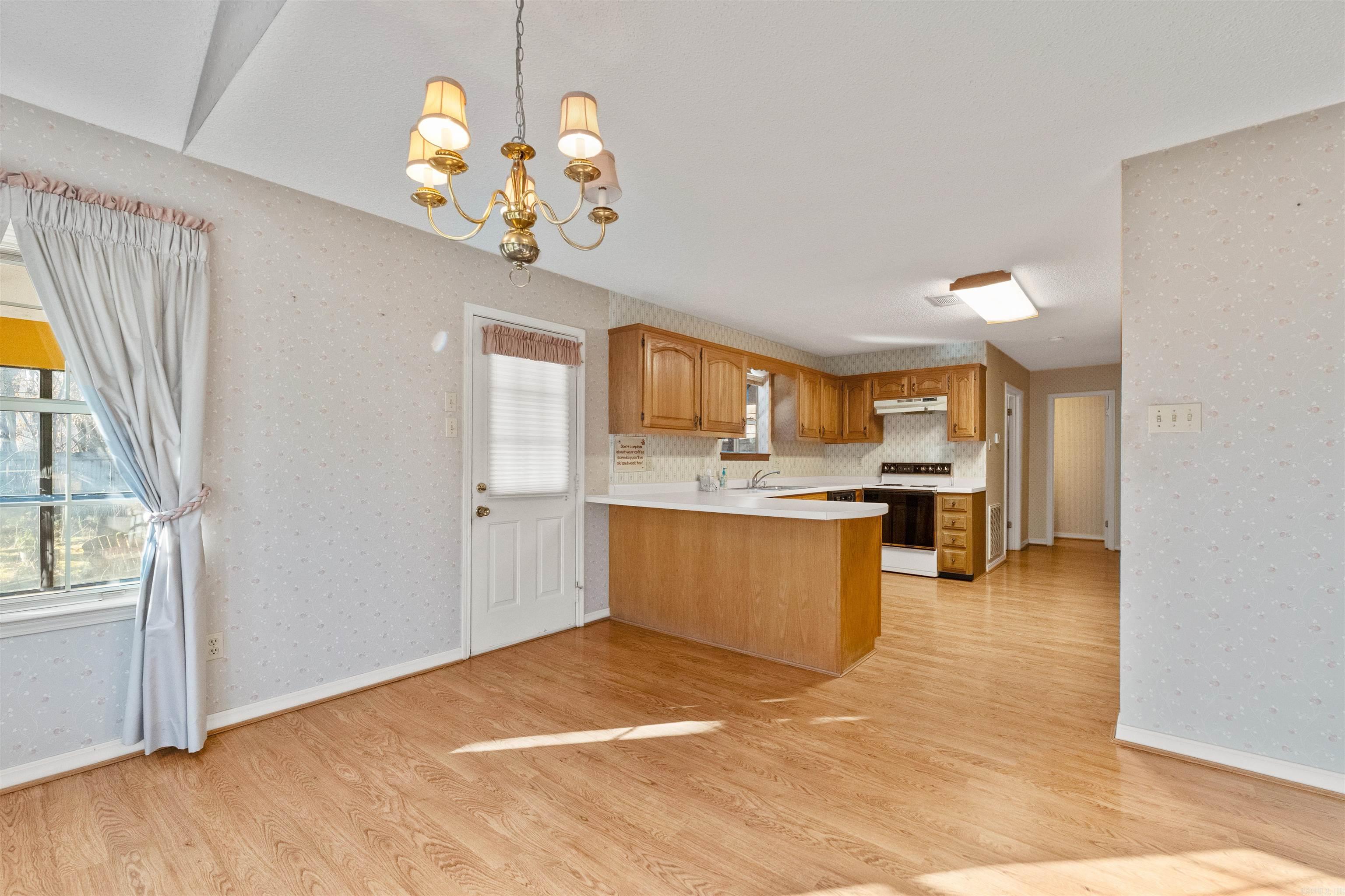 WESTLAKE - Residential