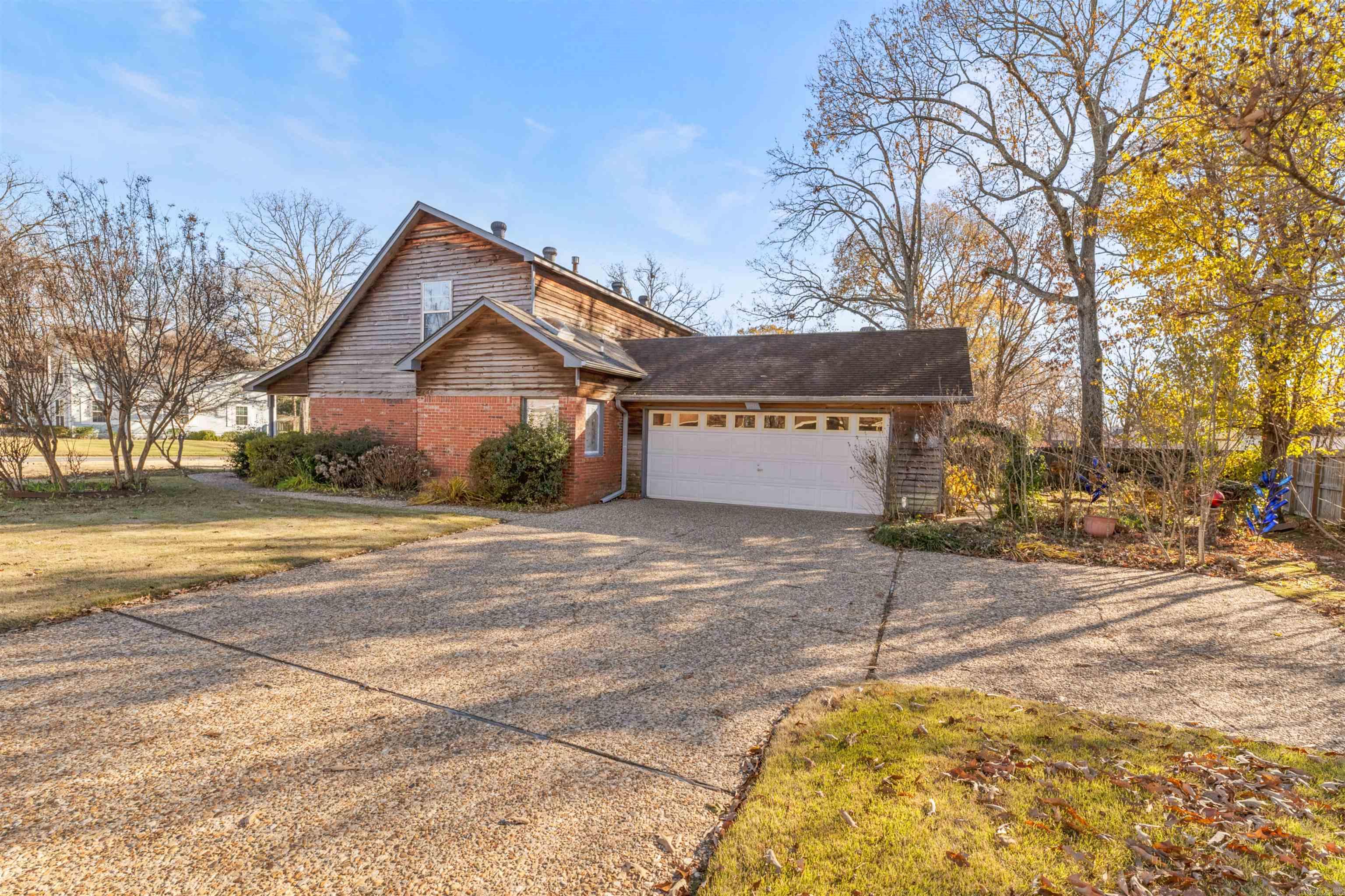 WESTLAKE - Residential