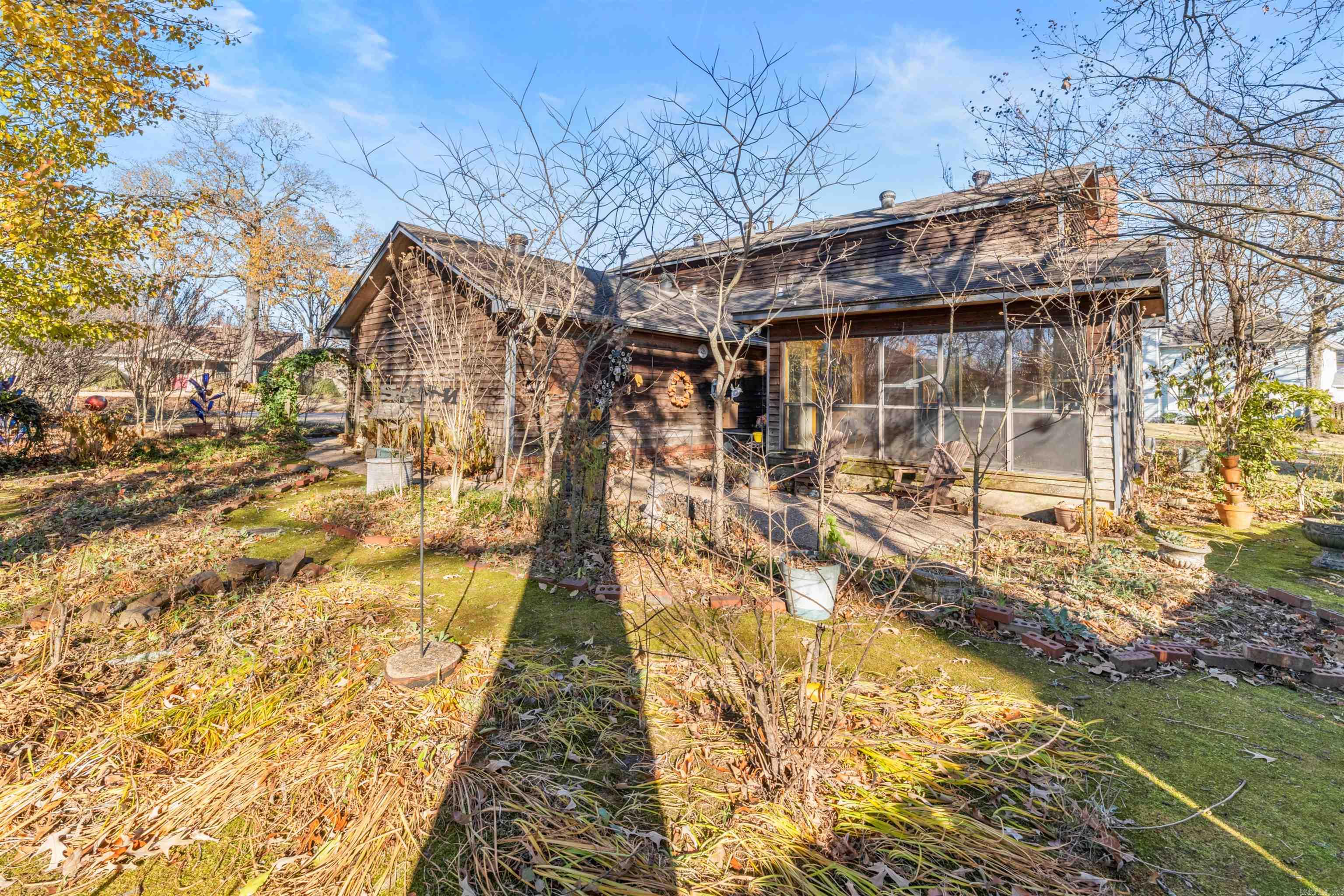 WESTLAKE - Residential