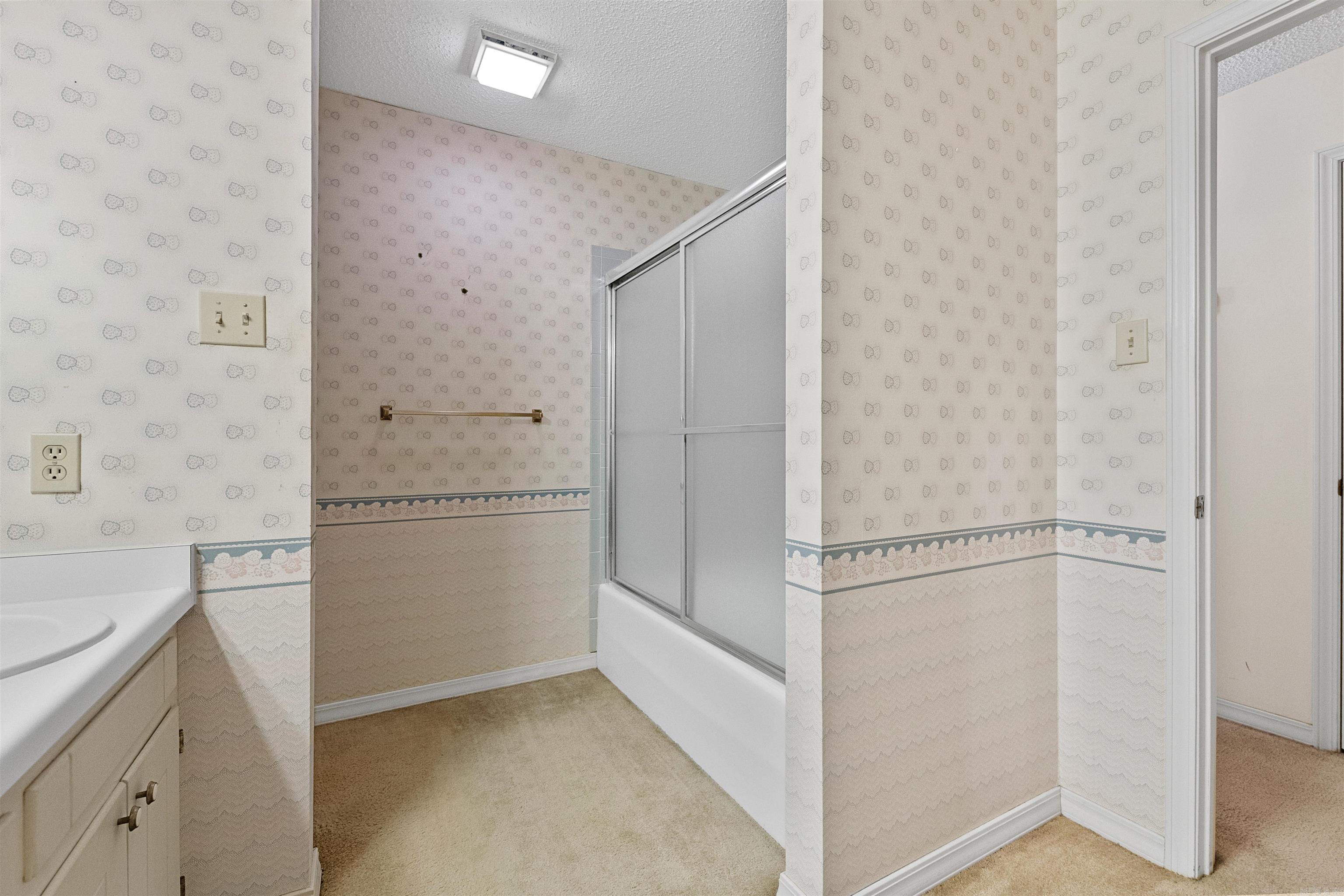 WESTLAKE - Residential