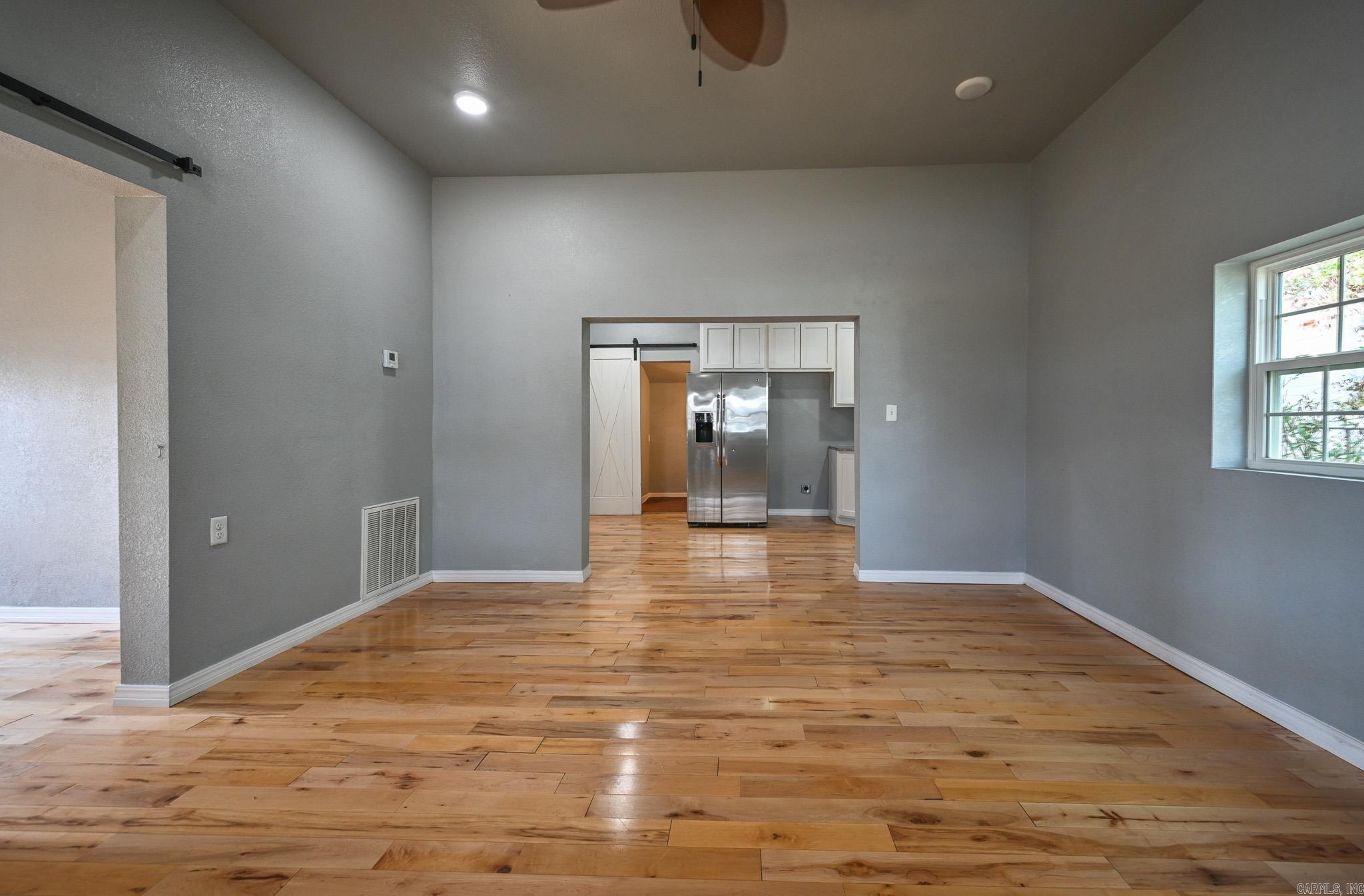 Mena Original - Residential