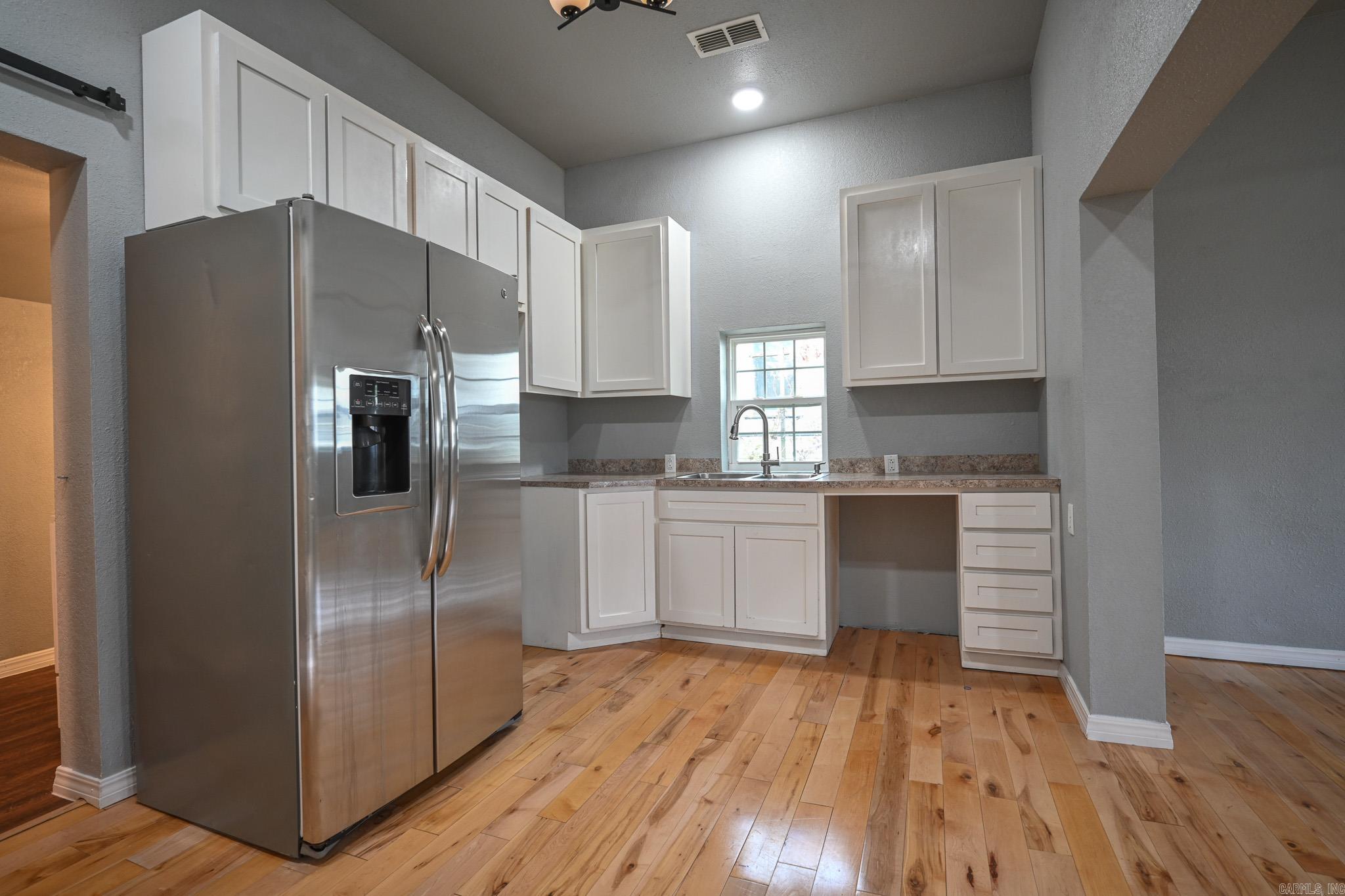 Mena Original - Residential