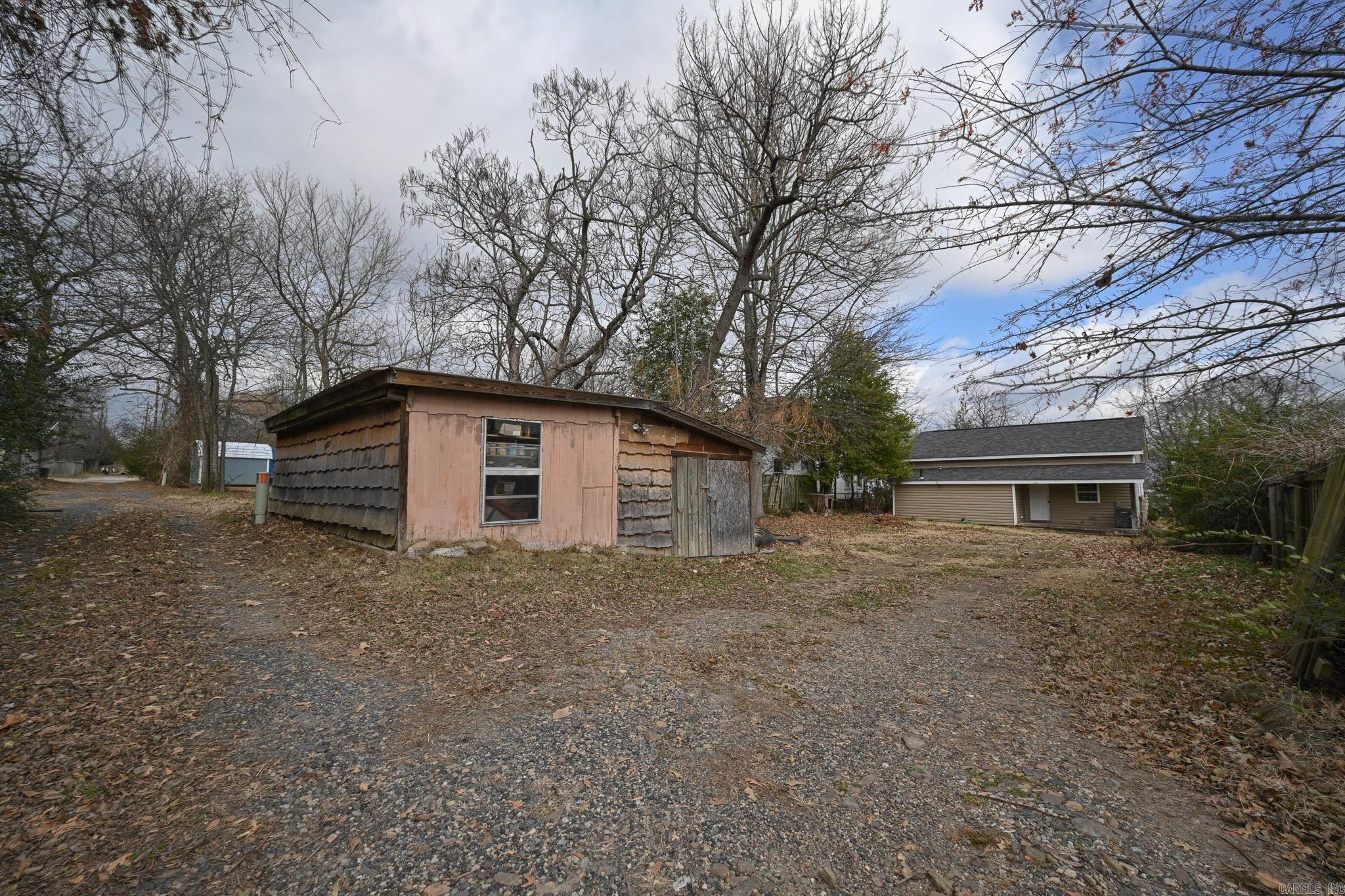 Mena Original - Residential