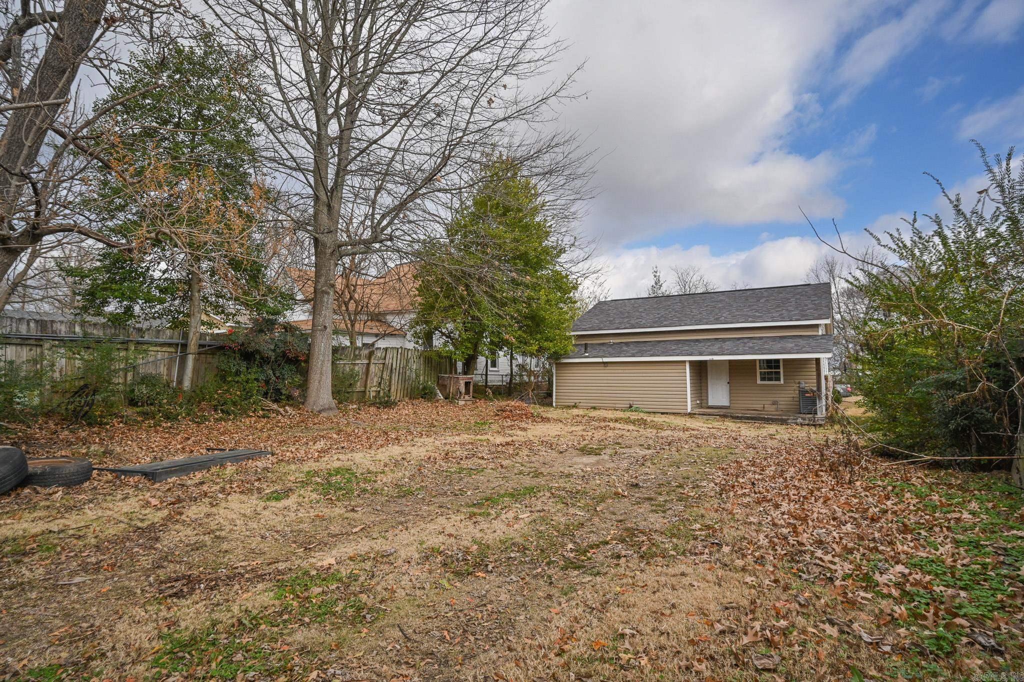 Mena Original - Residential