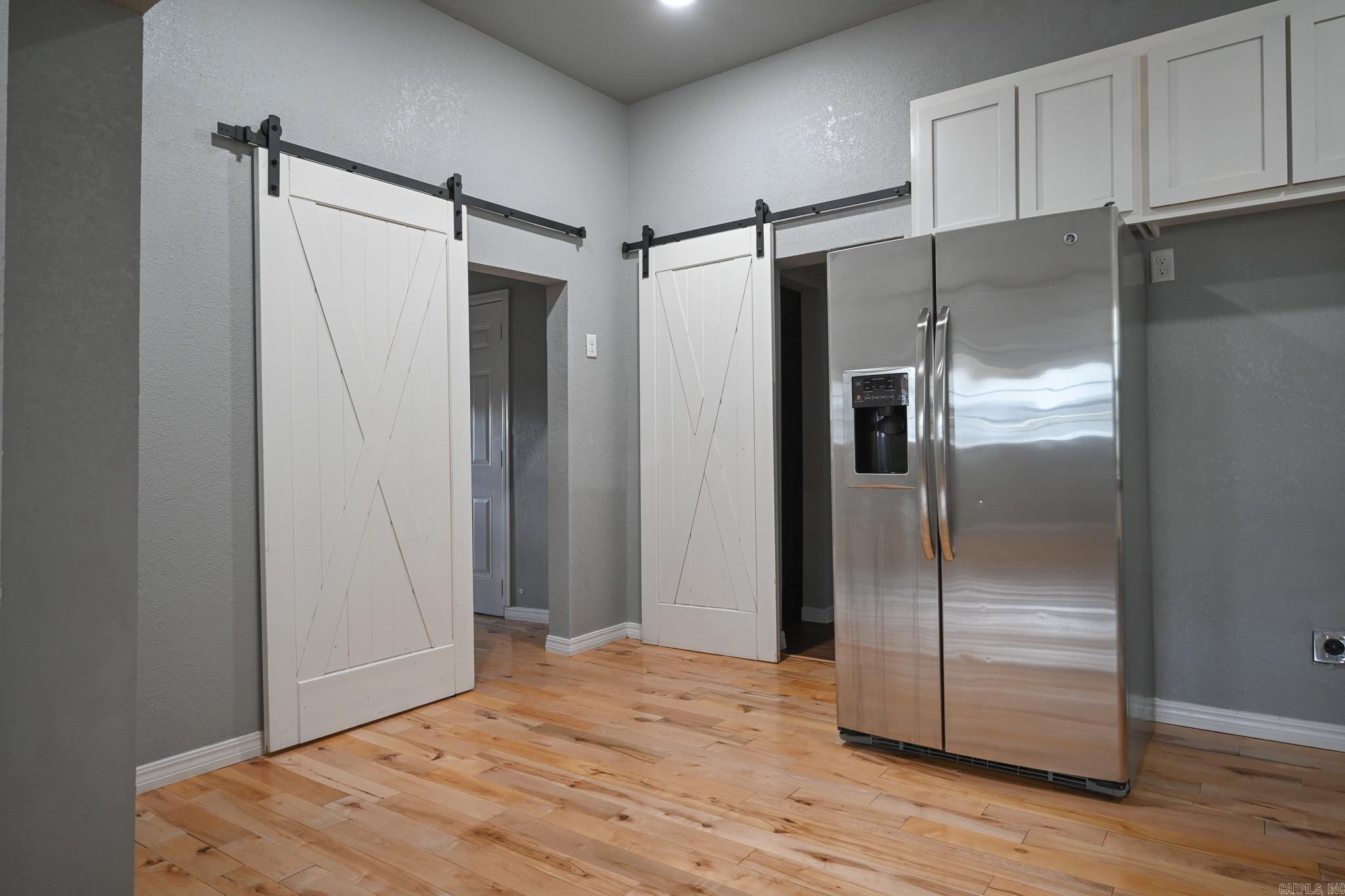 Mena Original - Residential