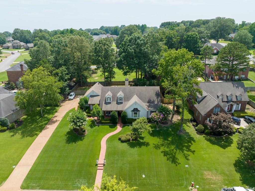 RIVER OAKS - Residential