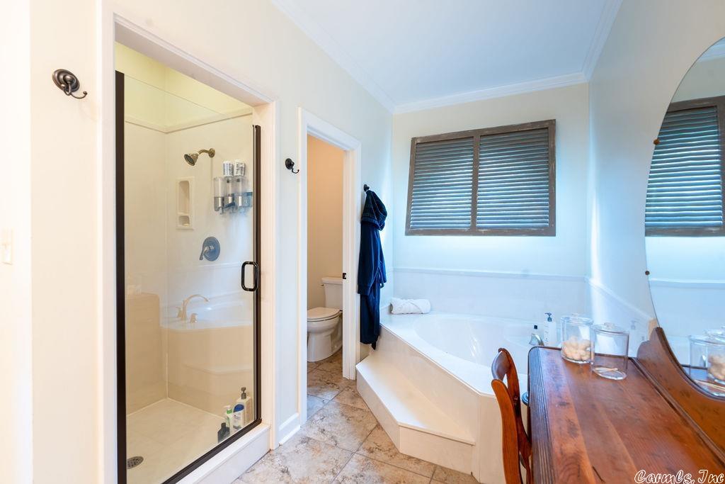 RIVER OAKS - Residential