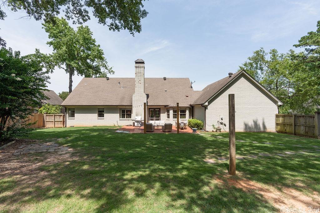 RIVER OAKS - Residential