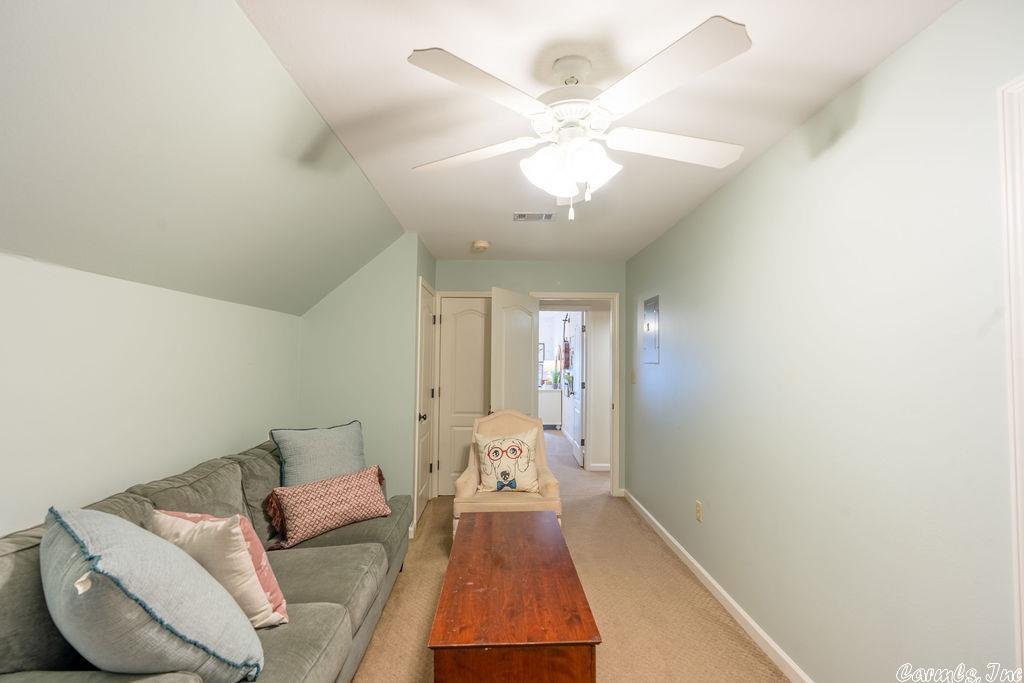 RIVER OAKS - Residential