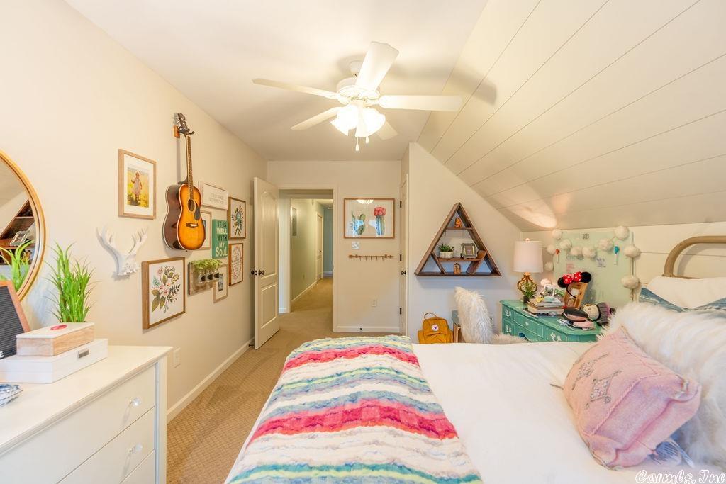 RIVER OAKS - Residential