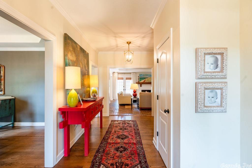 RIVER OAKS - Residential