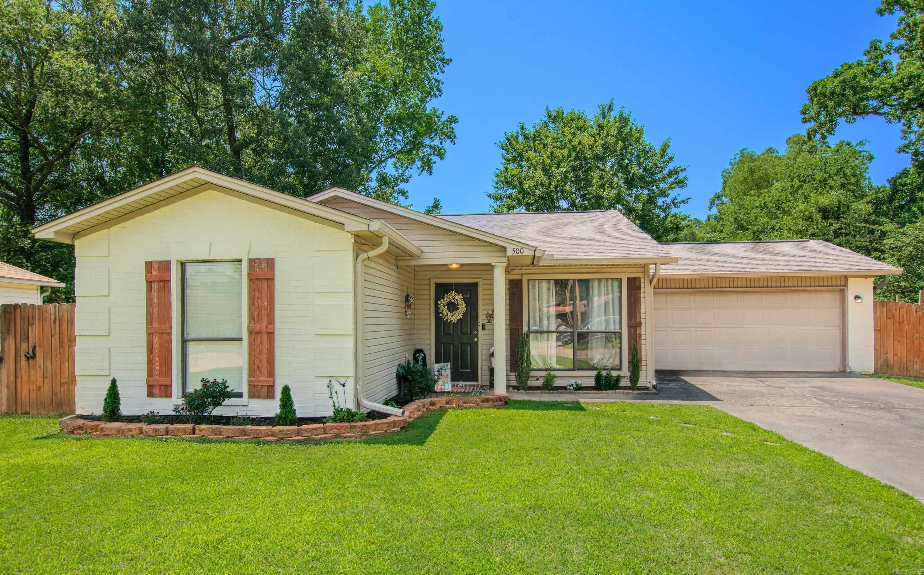 Welcome to your new home in the highly sought-after Bryant School District! This well-maintained 3-bedroom, 2-bathroom home offers the perfect blend of comfort and functionality. Enjoy cooking in the updated kitchen featuring beautiful granite countertops, and relax in the spacious living area perfect for family gatherings. Step outside to a large backyardāideal for entertainingāwith a fire pit for cozy evenings and a storage building for all your tools or hobbies. Whether you're a growing family or just looking for a bit more space, this home has everything you need in a location you'll love. Don't miss this opportunityāschedule your showing today!