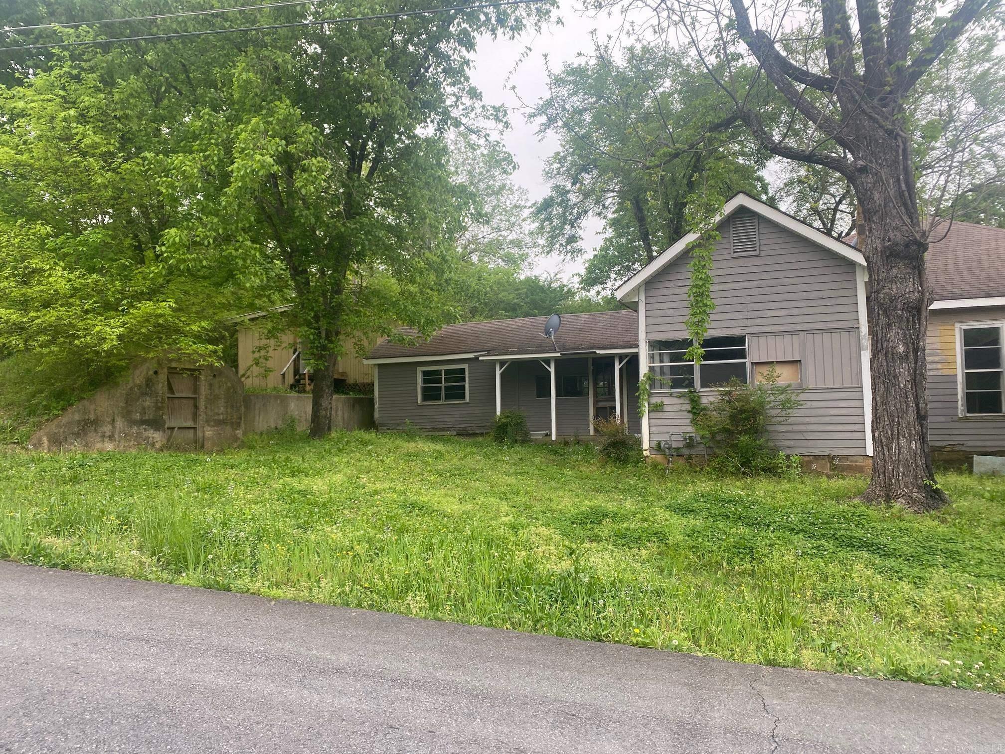 Clinton Original - Residential