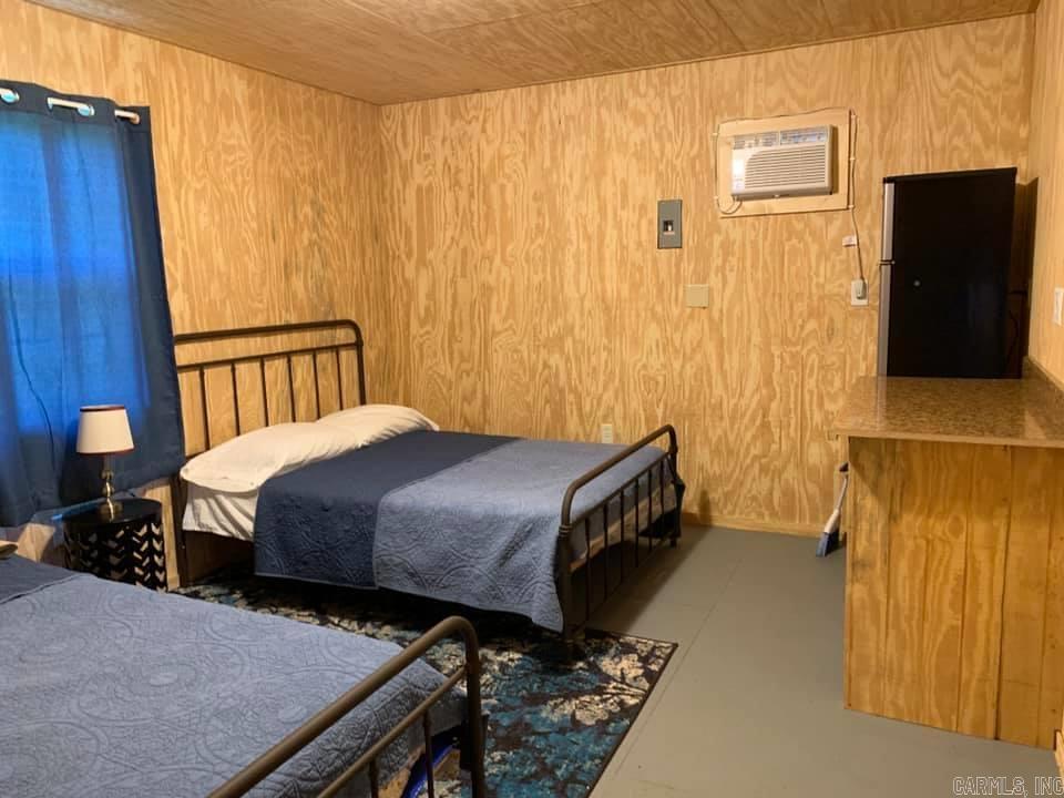 Original Town - Commercial Sale