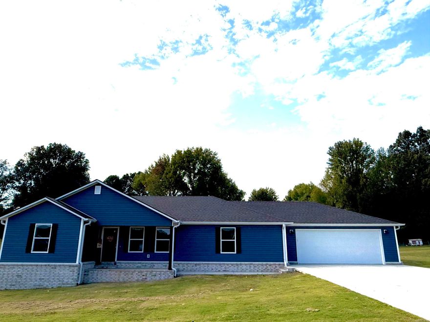 Welcome home to this beautiful brand-new 3-bedroom, 2 bath home perfectly situated on almost an acre in the desirable Oak Grove Heights area. This never-lived-in home features a wide-open floor plan with a spacious living and kitchen area that's perfect for entertaining. The kitchen offers a large island, double pantries, and plenty of storage for all your needs. Enjoy a separate laundry room, large extra bedrooms, and a comfortable main suite designed for relaxation. The exterior is just as inviting with newly stained shutters, a charming pop of color on the front door, and a double car garage providing ample space for vehicles or storage. Don't miss your chance to own this beautiful new home in a peaceful setting just minutes from town!