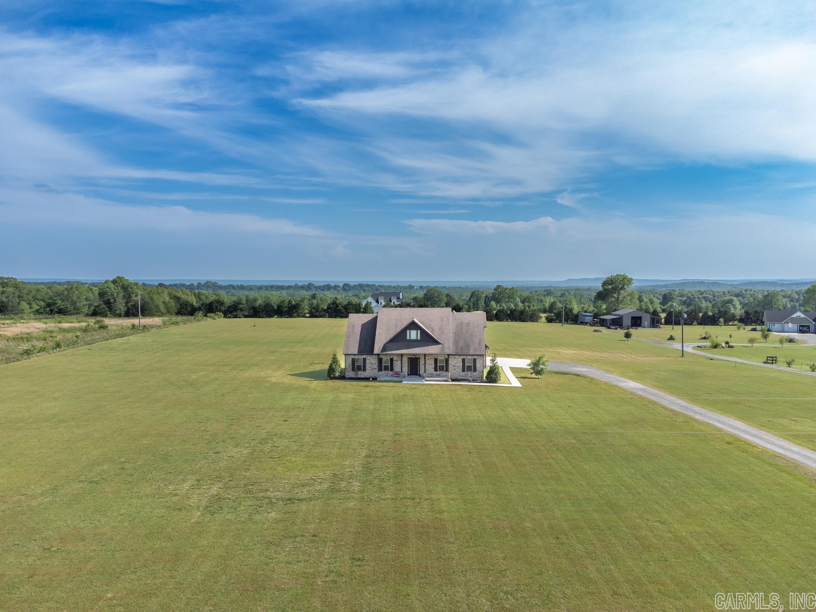 BLUE HOLE ESTATES - Residential