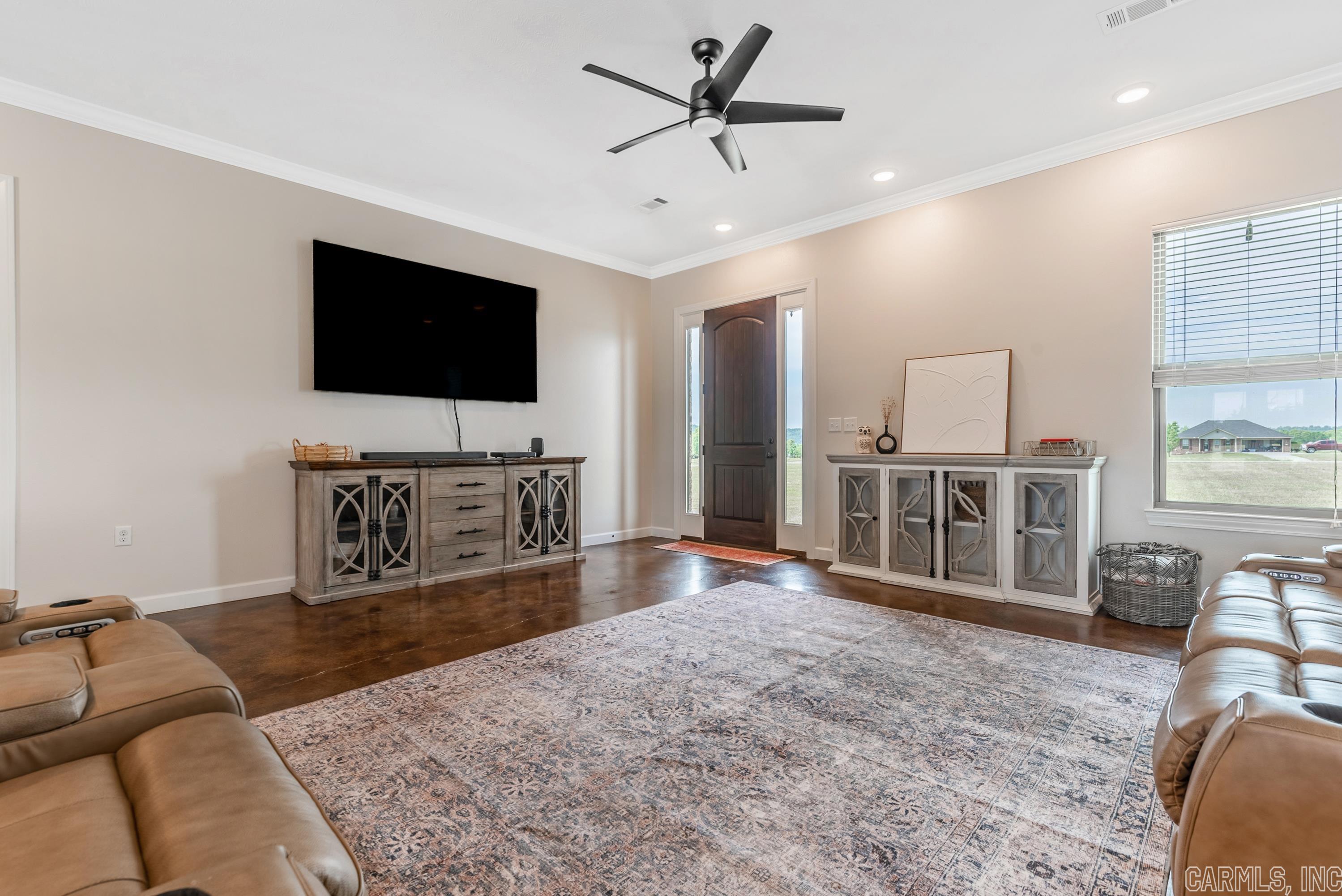 BLUE HOLE ESTATES - Residential