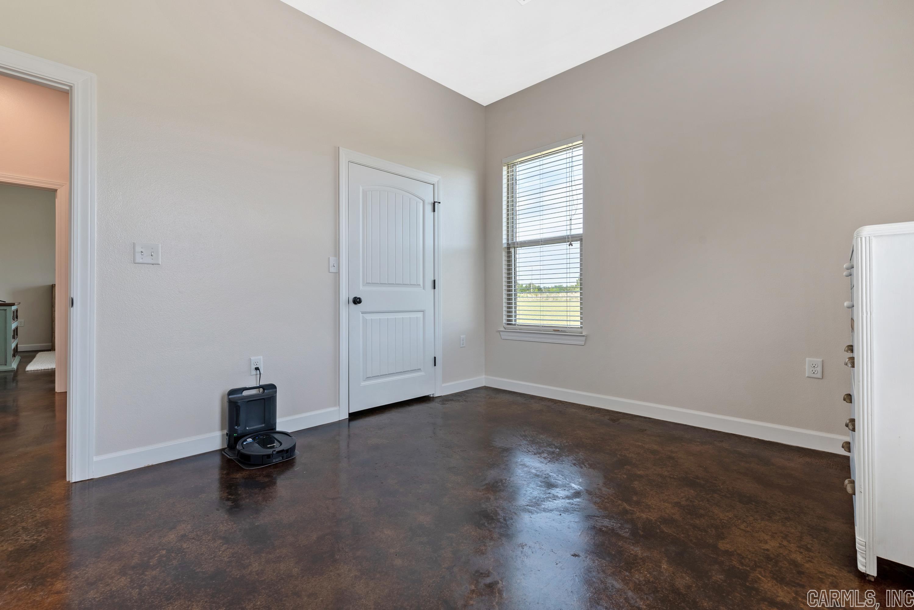 BLUE HOLE ESTATES - Residential