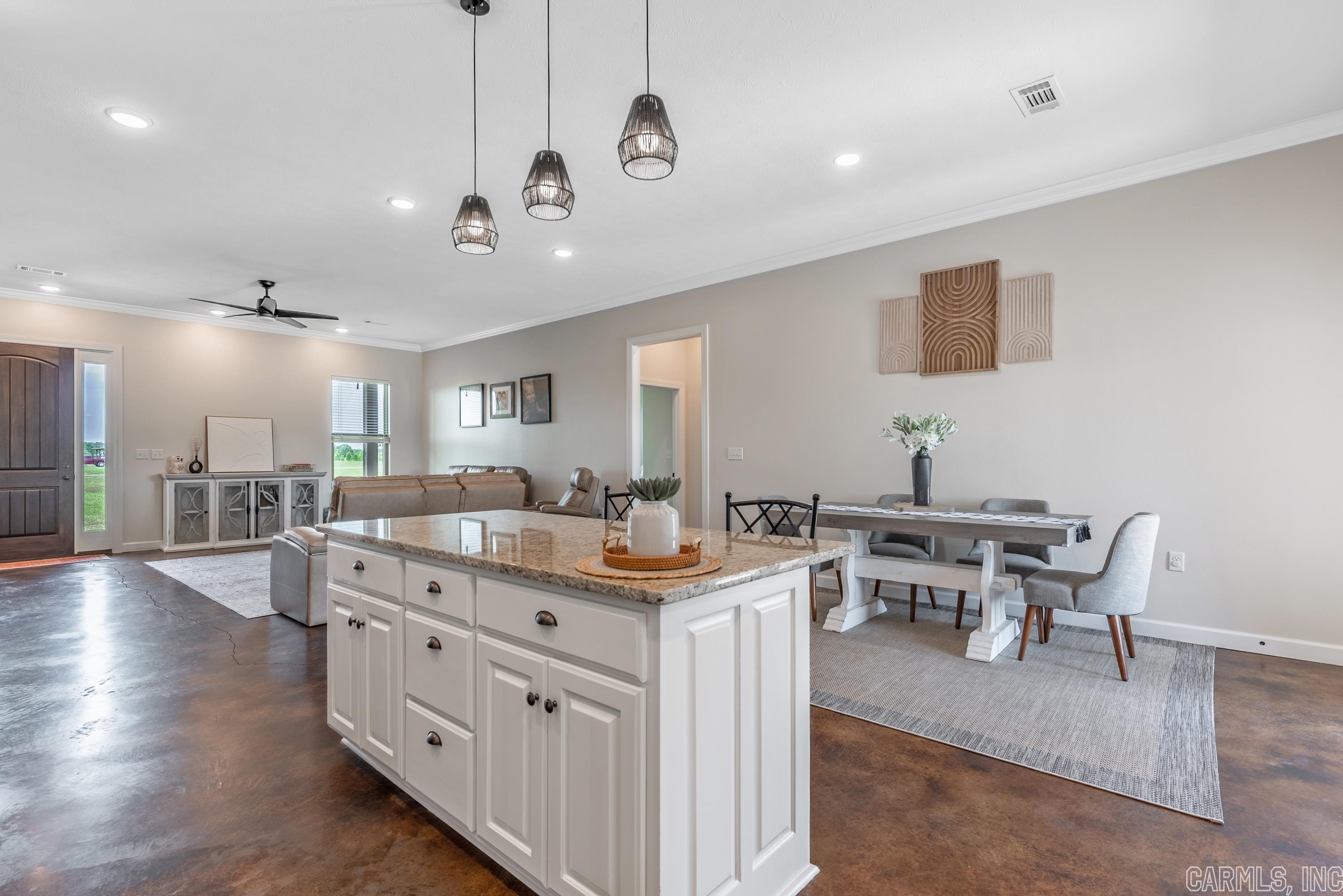 BLUE HOLE ESTATES - Residential