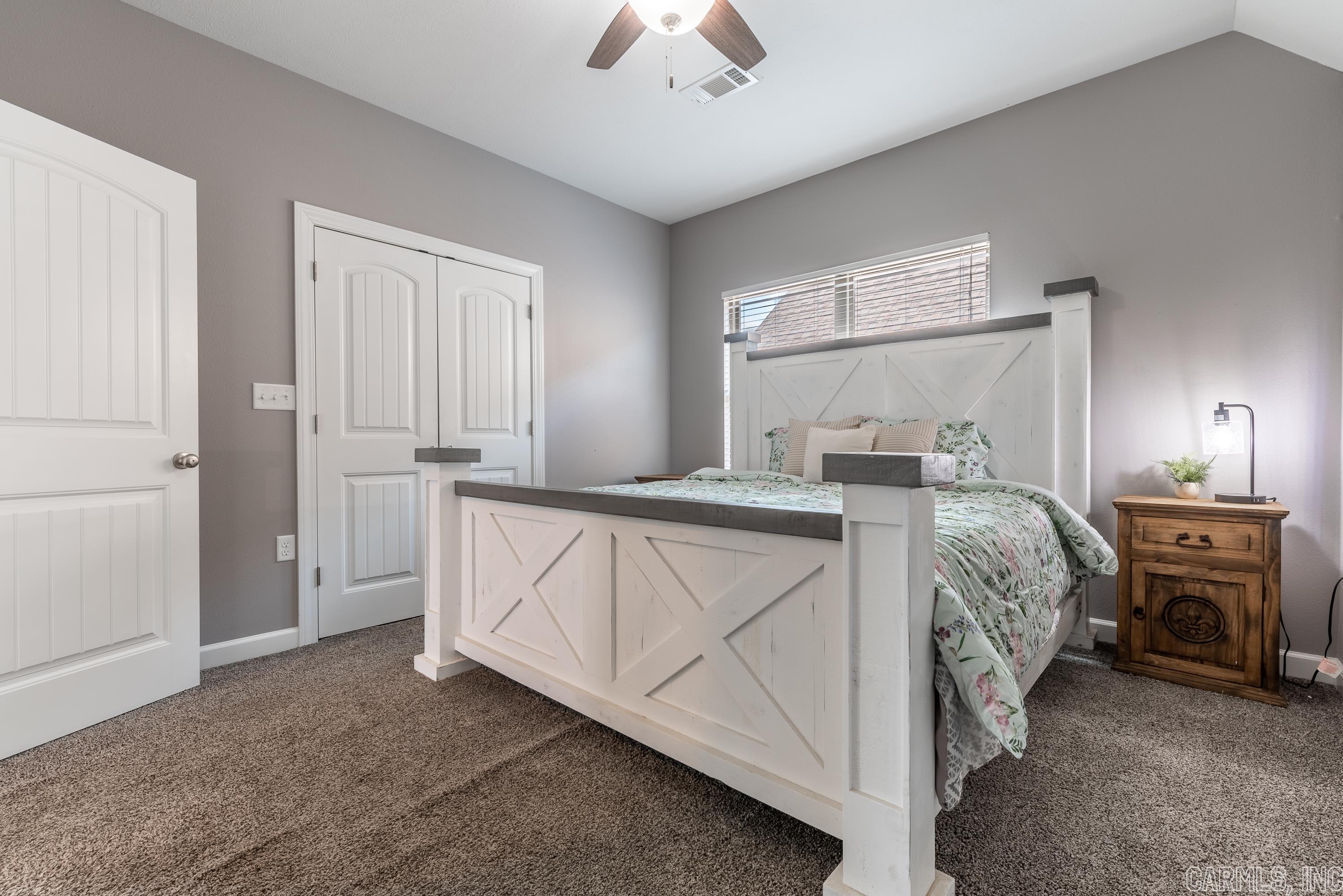 BLUE HOLE ESTATES - Residential