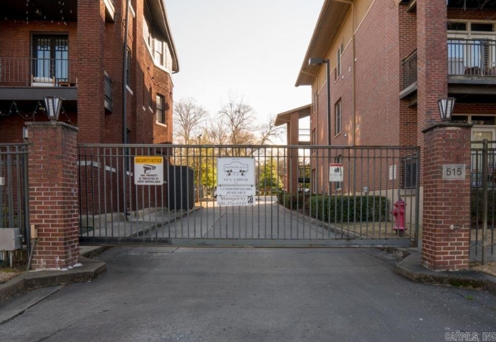 RAINWATER FLATS HPR - Residential