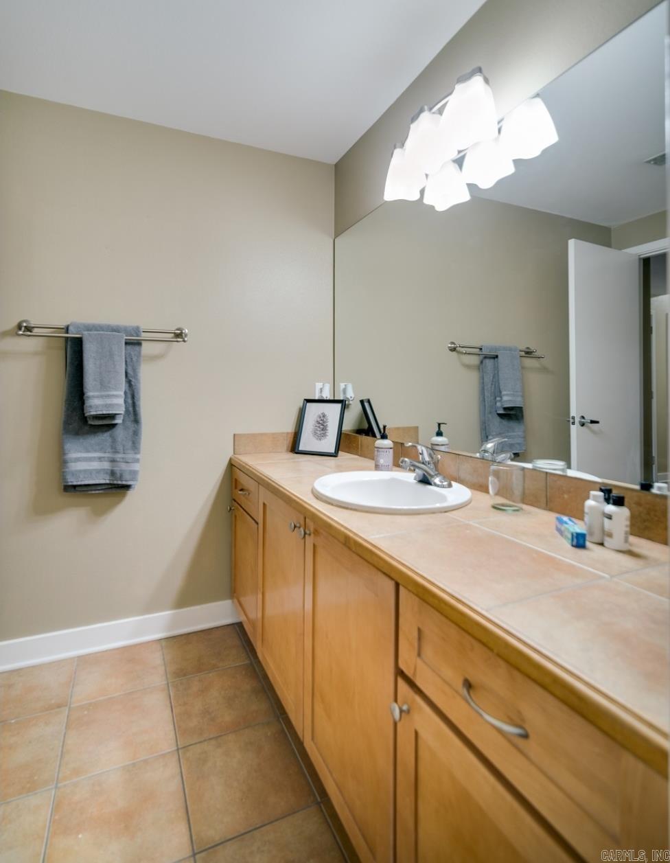 RAINWATER FLATS HPR - Residential