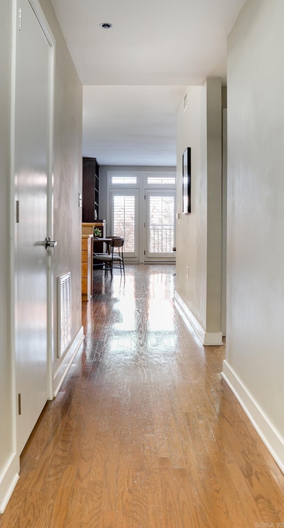 RAINWATER FLATS HPR - Residential