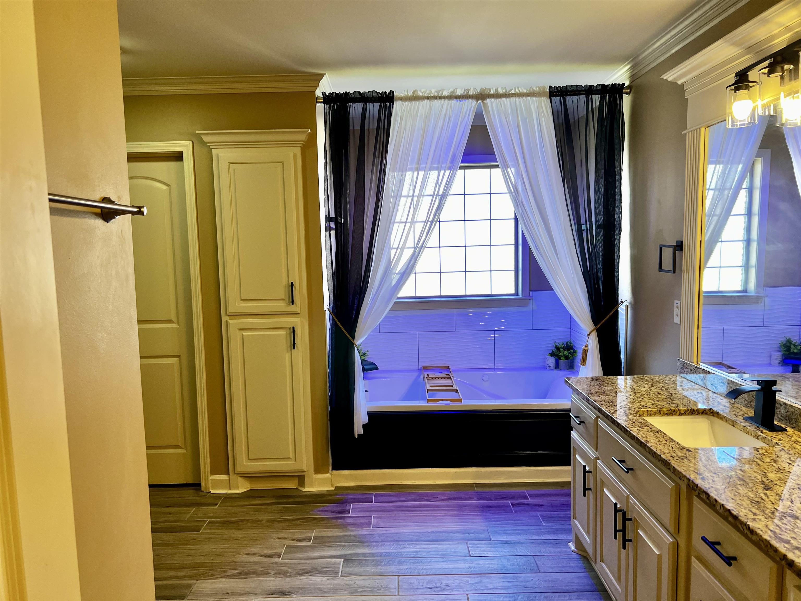 MAUMELLE VALLEY ESTATES - Residential