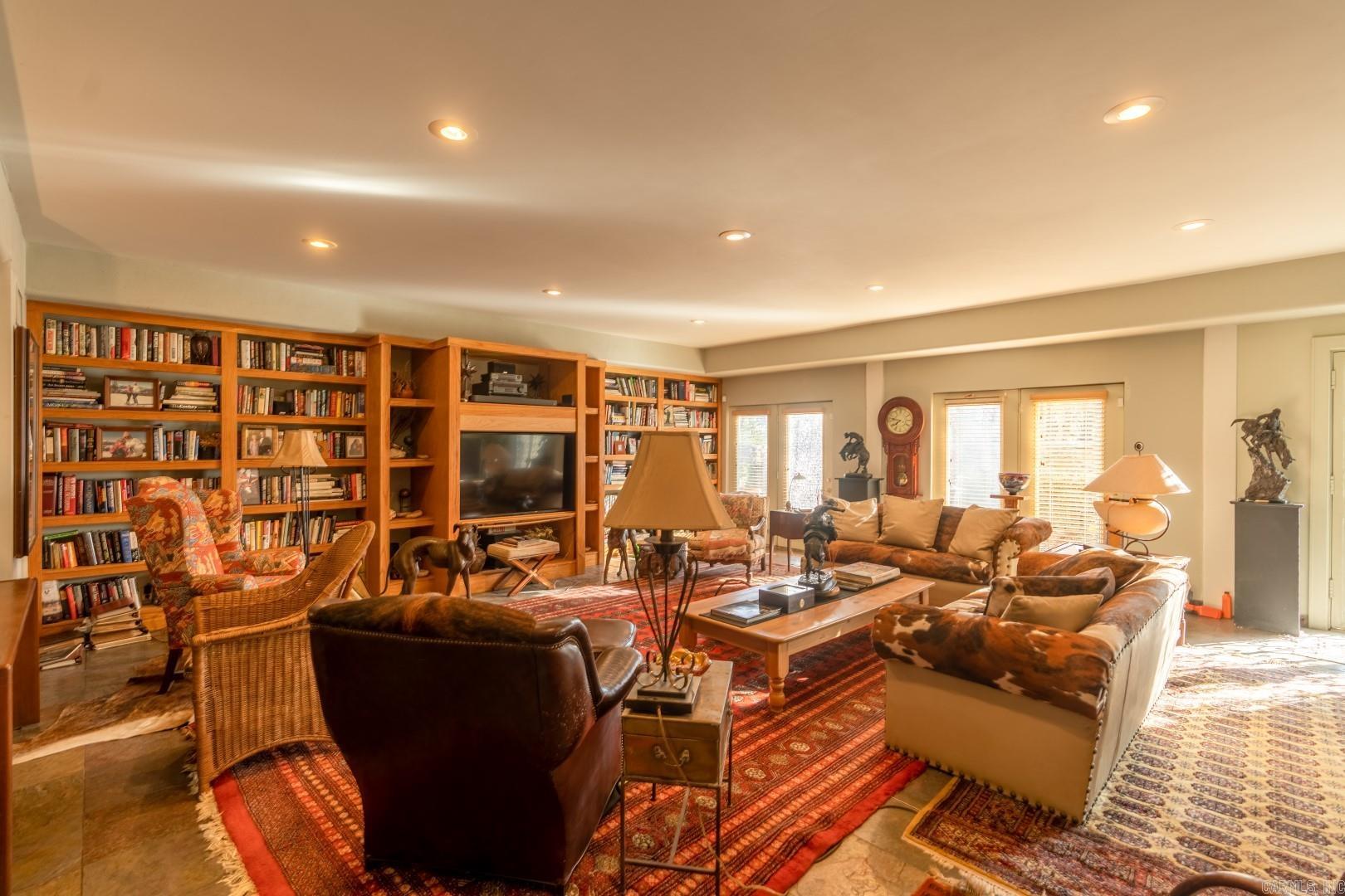 EI: TROY NUNIS - Residential