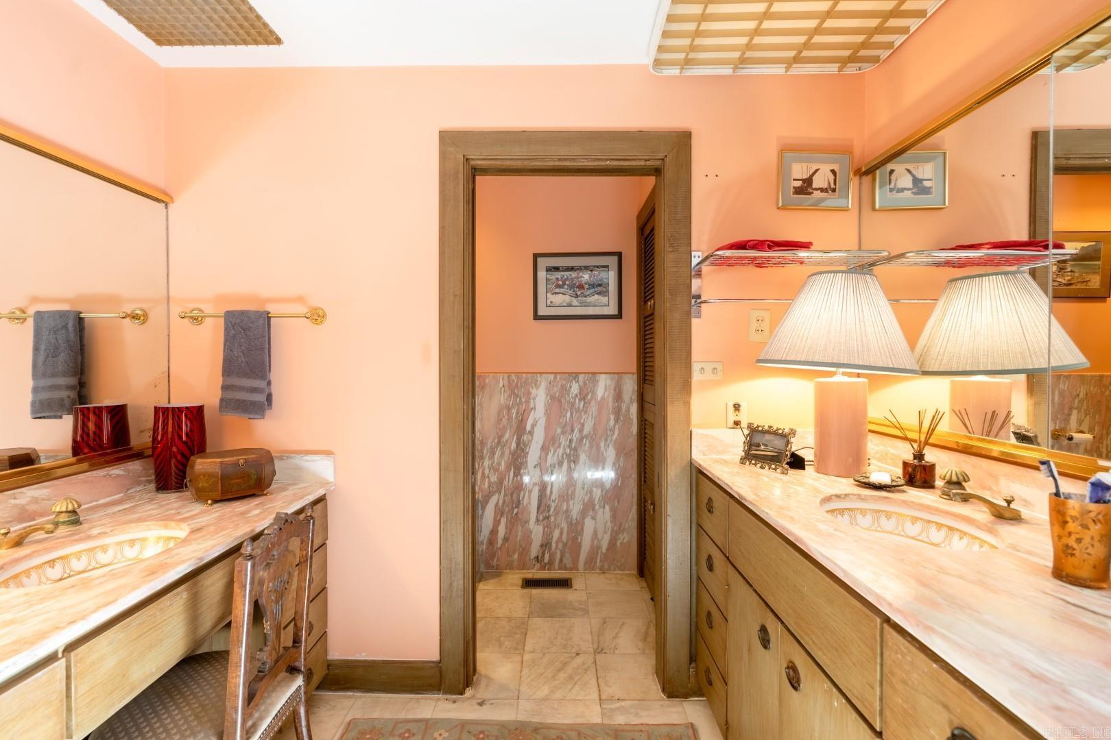 EI: TROY NUNIS - Residential