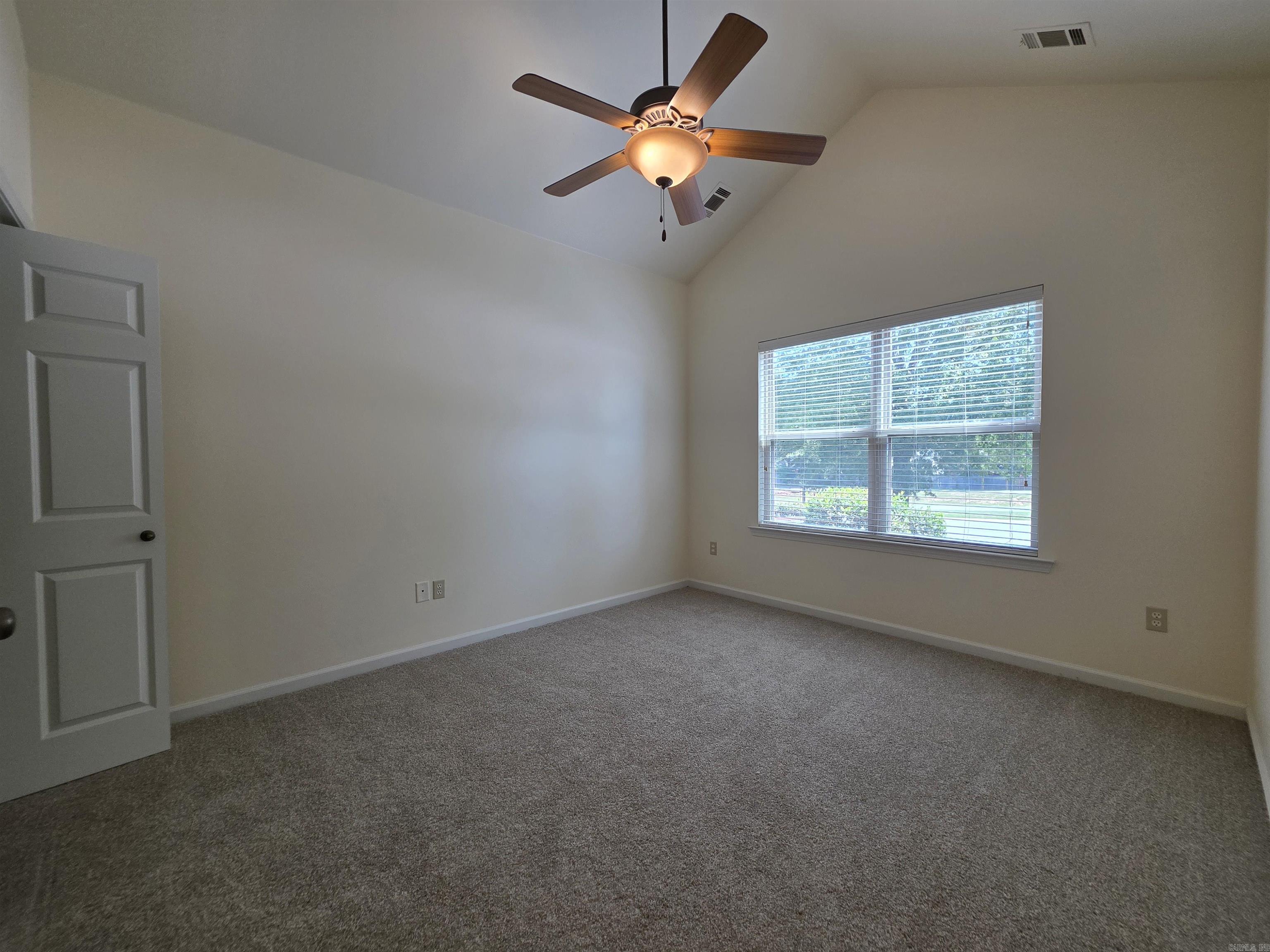MOUNTAIN TERRACE ESTATES TOWNHOM - Residential
