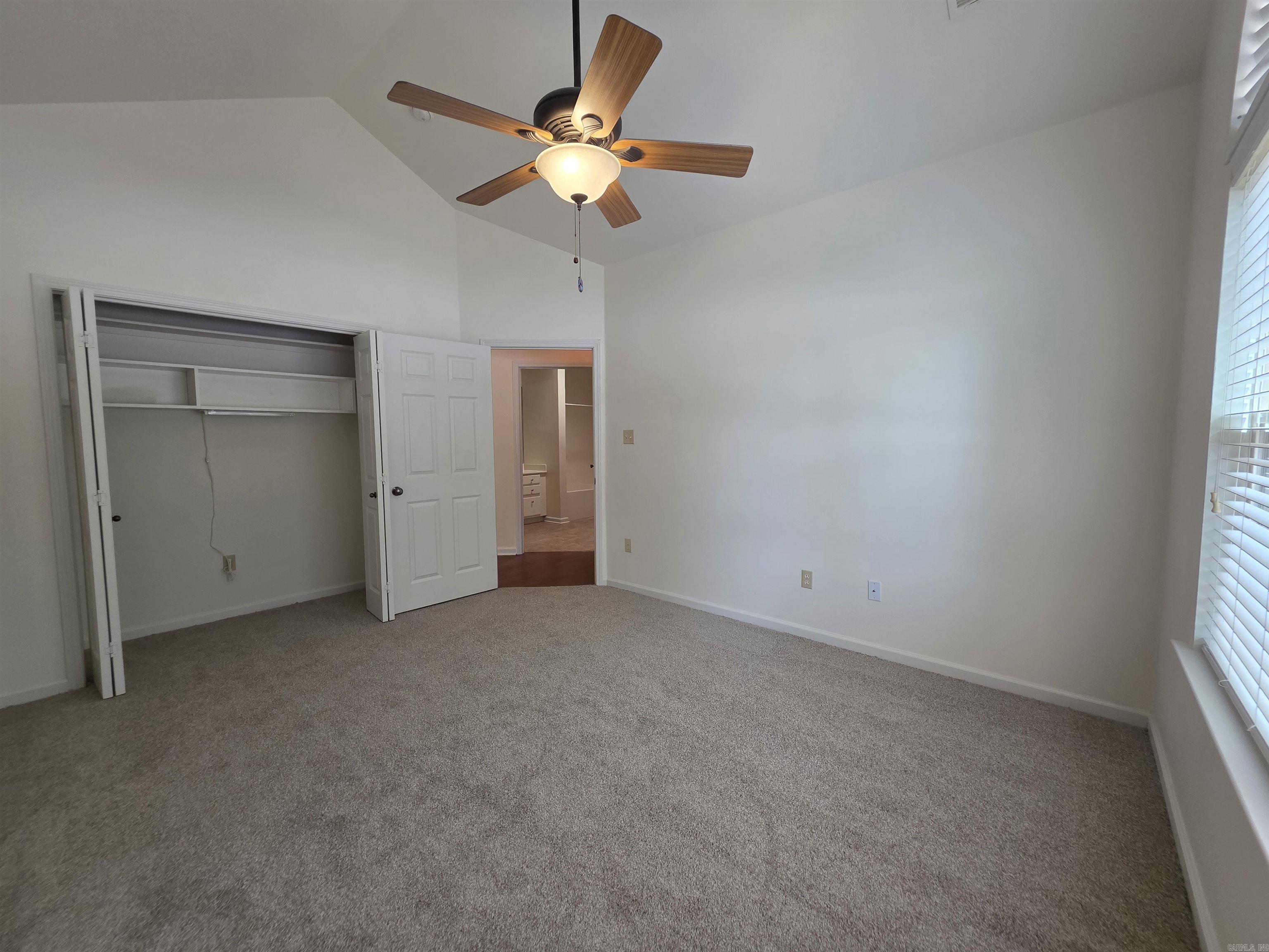 MOUNTAIN TERRACE ESTATES TOWNHOM - Residential